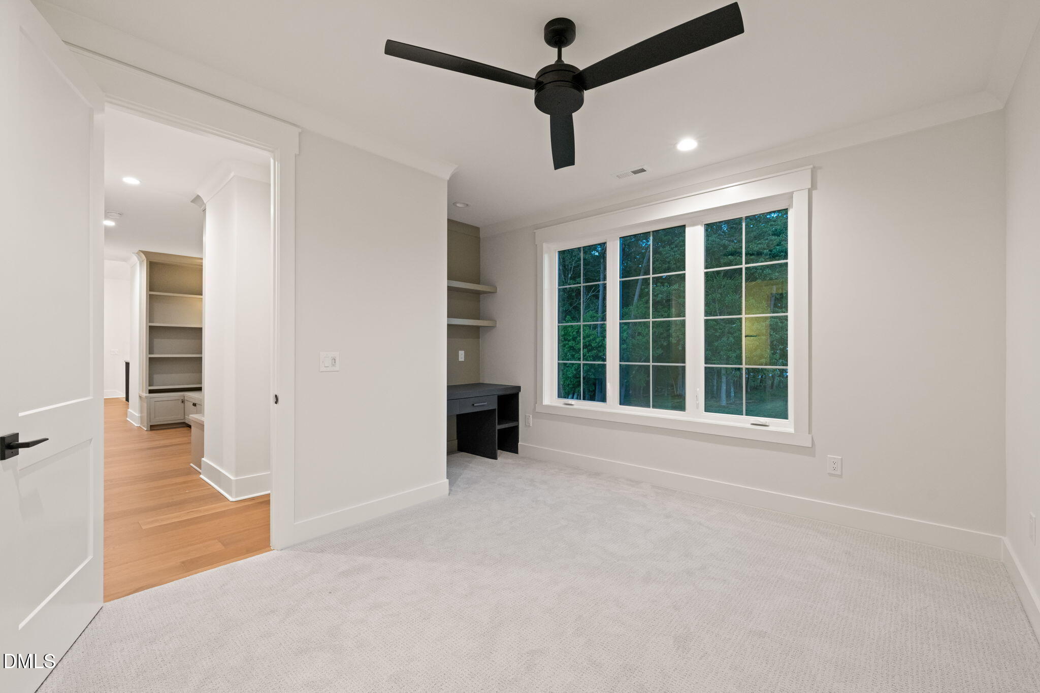 9105 Overlook Crest Drive