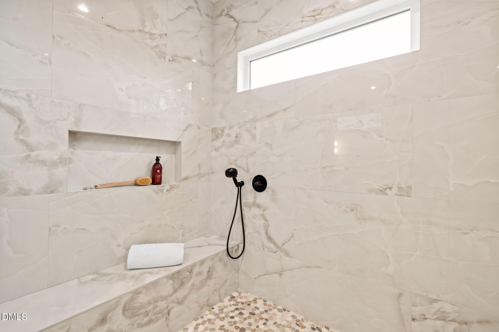 9105 Overlook Crest Drive