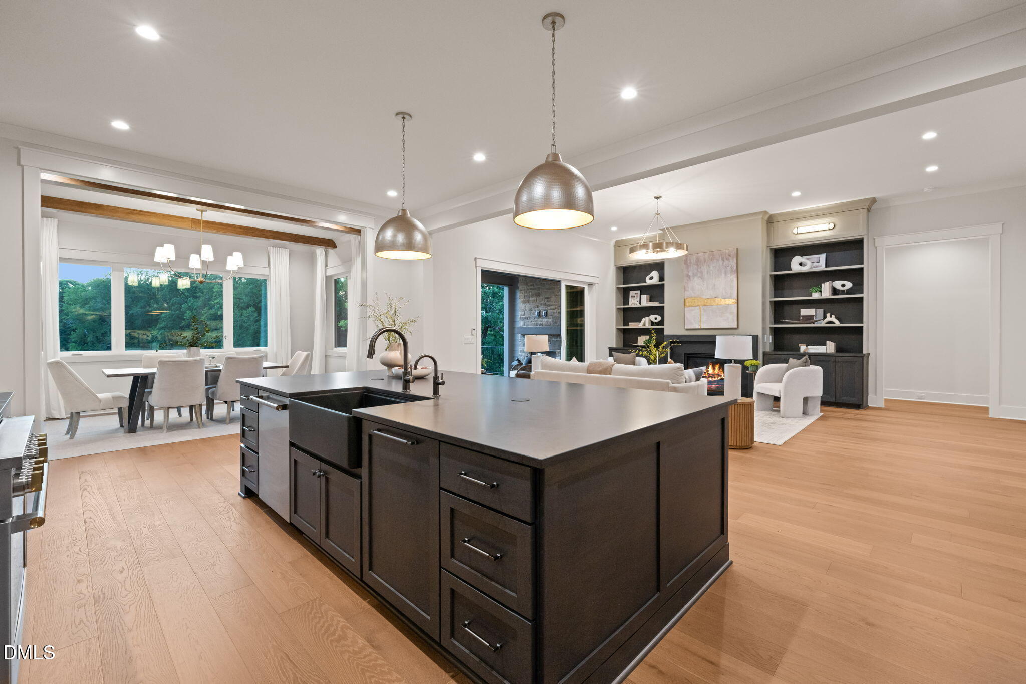 9105 Overlook Crest Drive