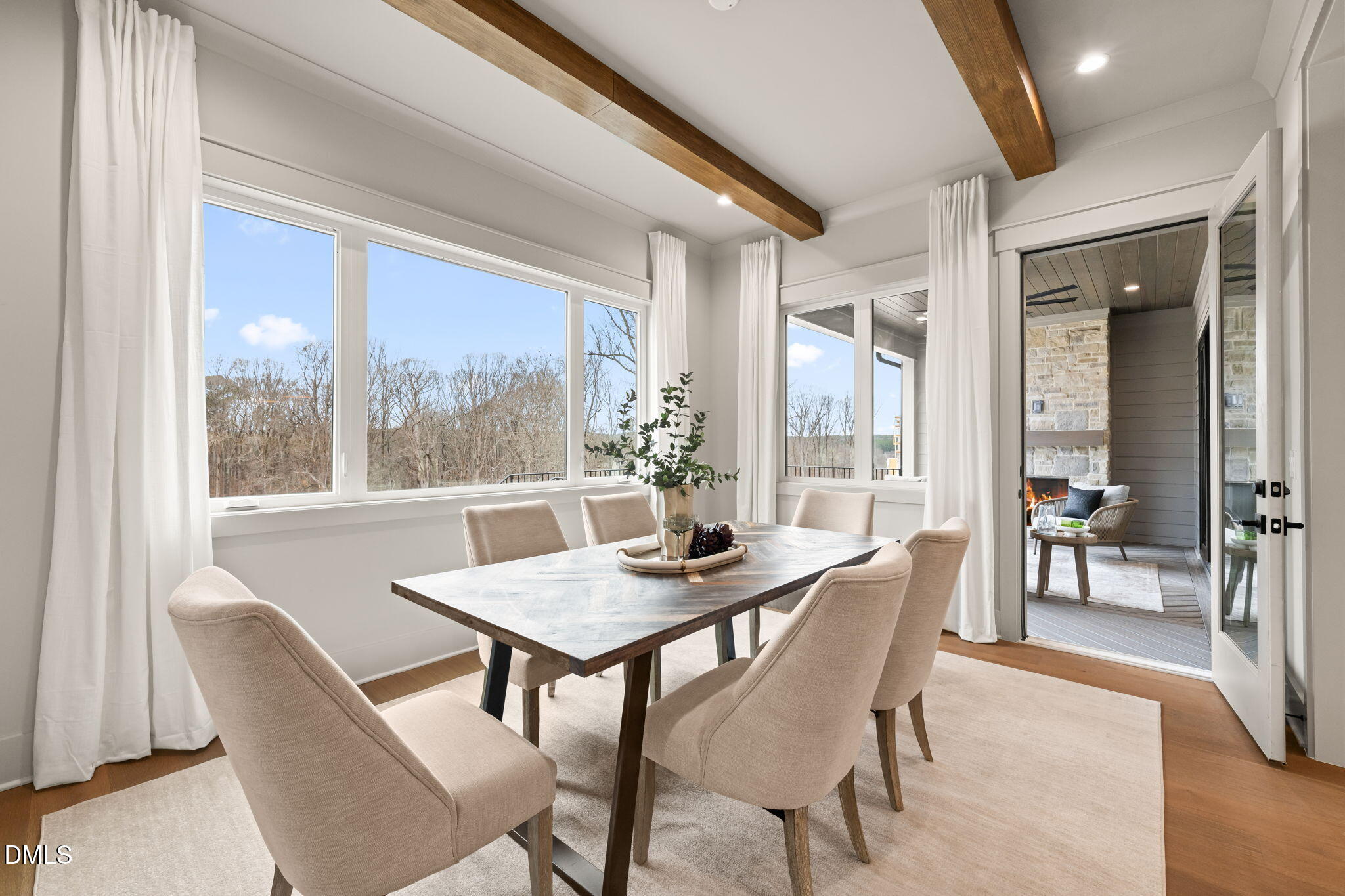 9105 Overlook Crest Drive