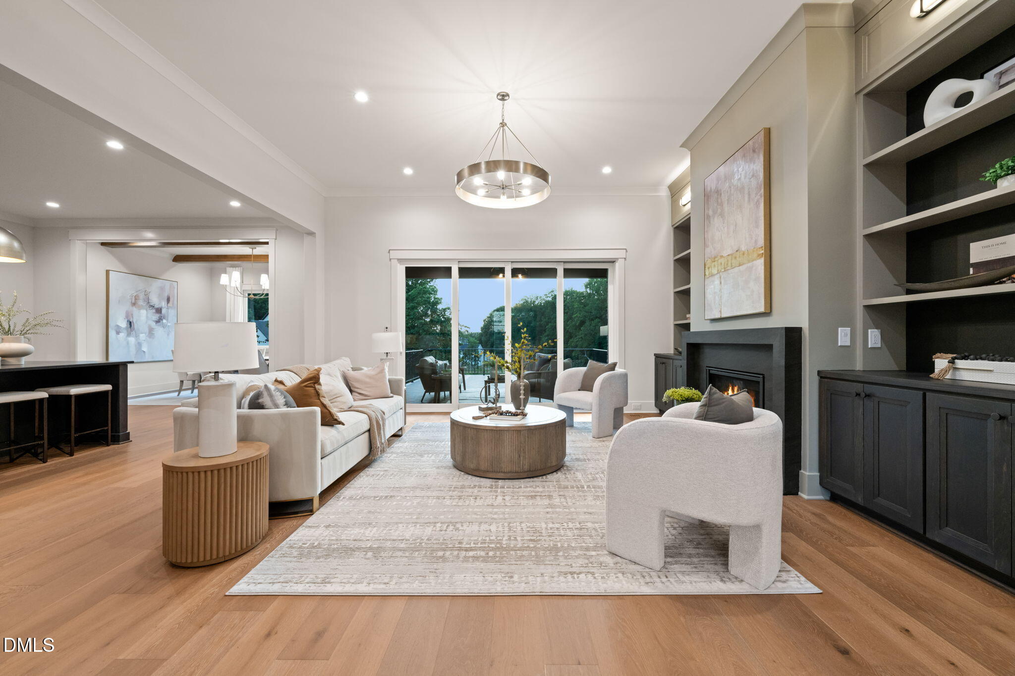 9105 Overlook Crest Drive