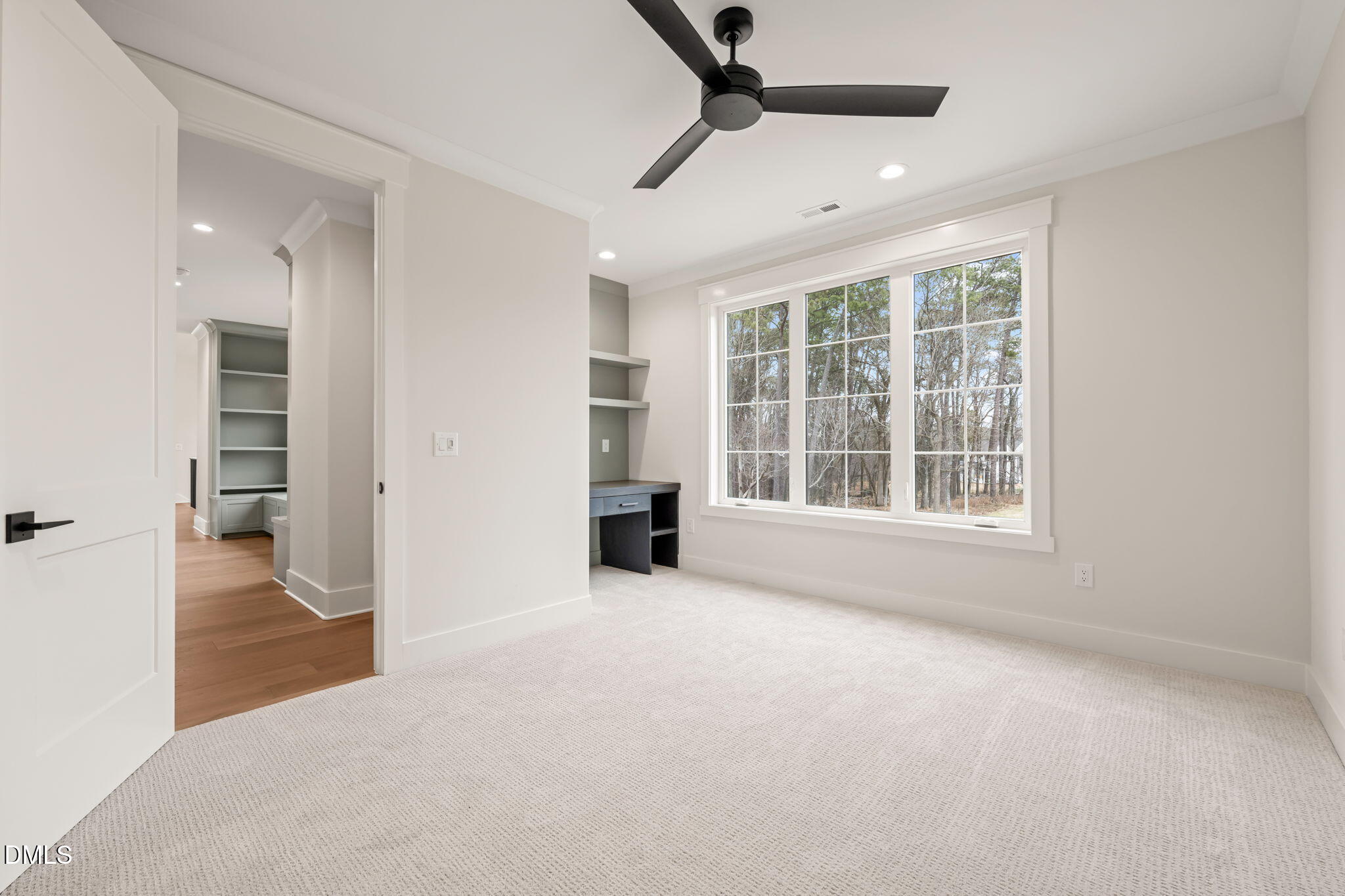 9105 Overlook Crest Drive