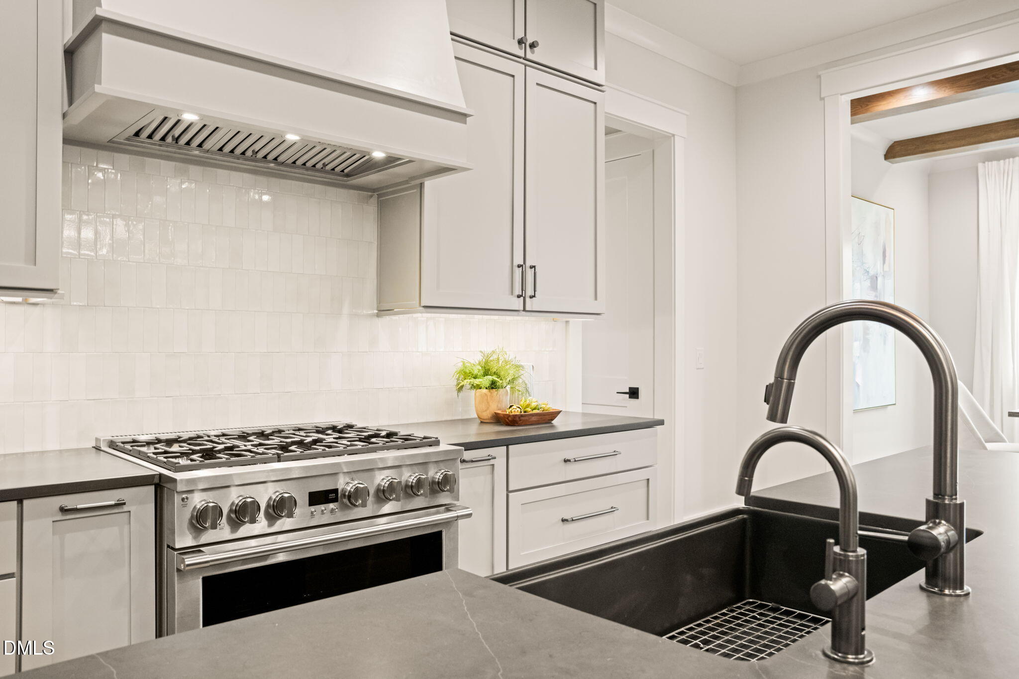 9105 Overlook Crest Drive