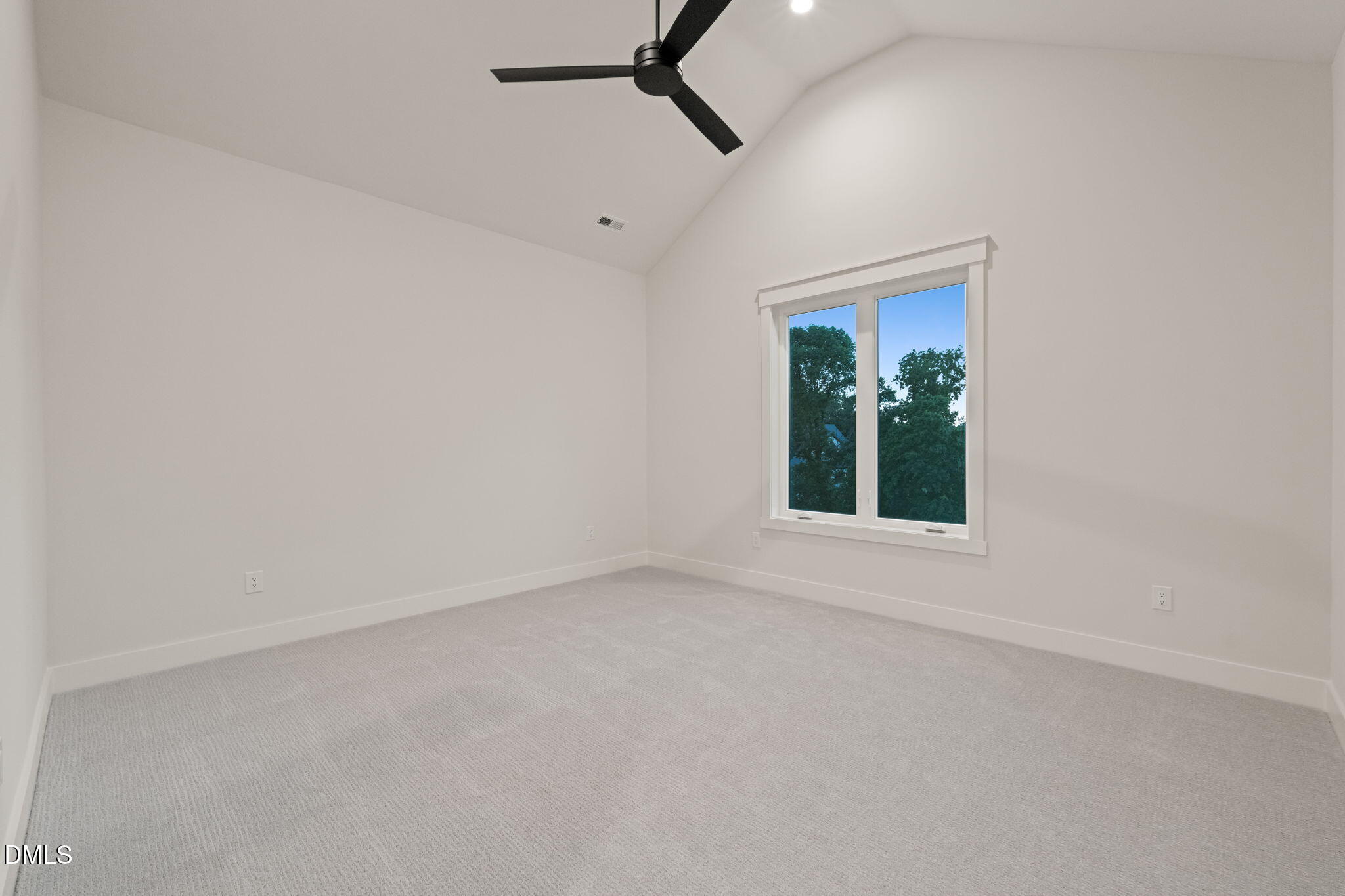 9105 Overlook Crest Drive