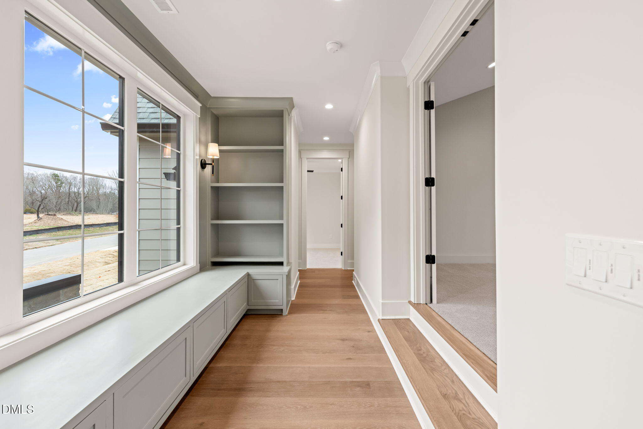 9105 Overlook Crest Drive