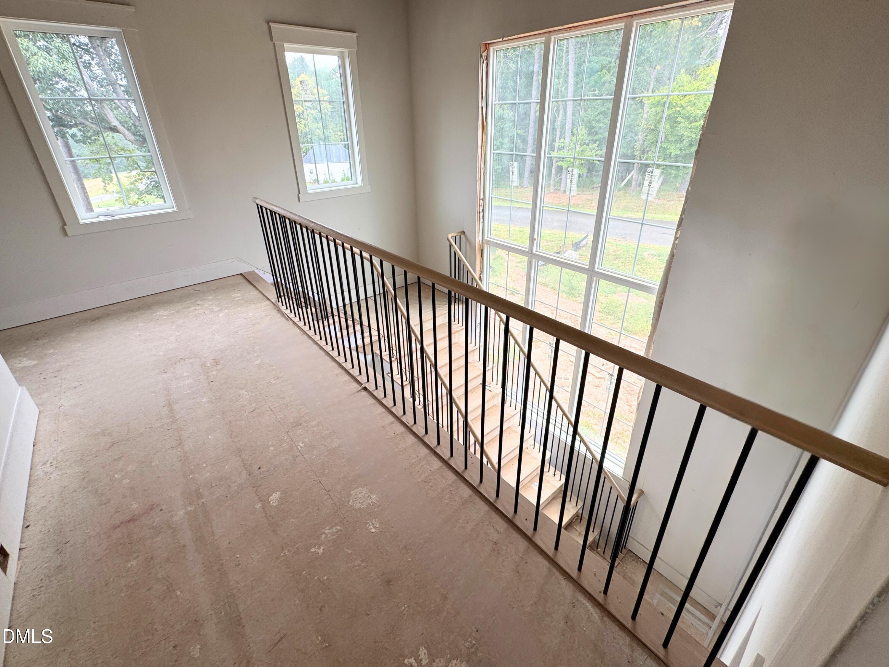9105 Overlook Crest Drive