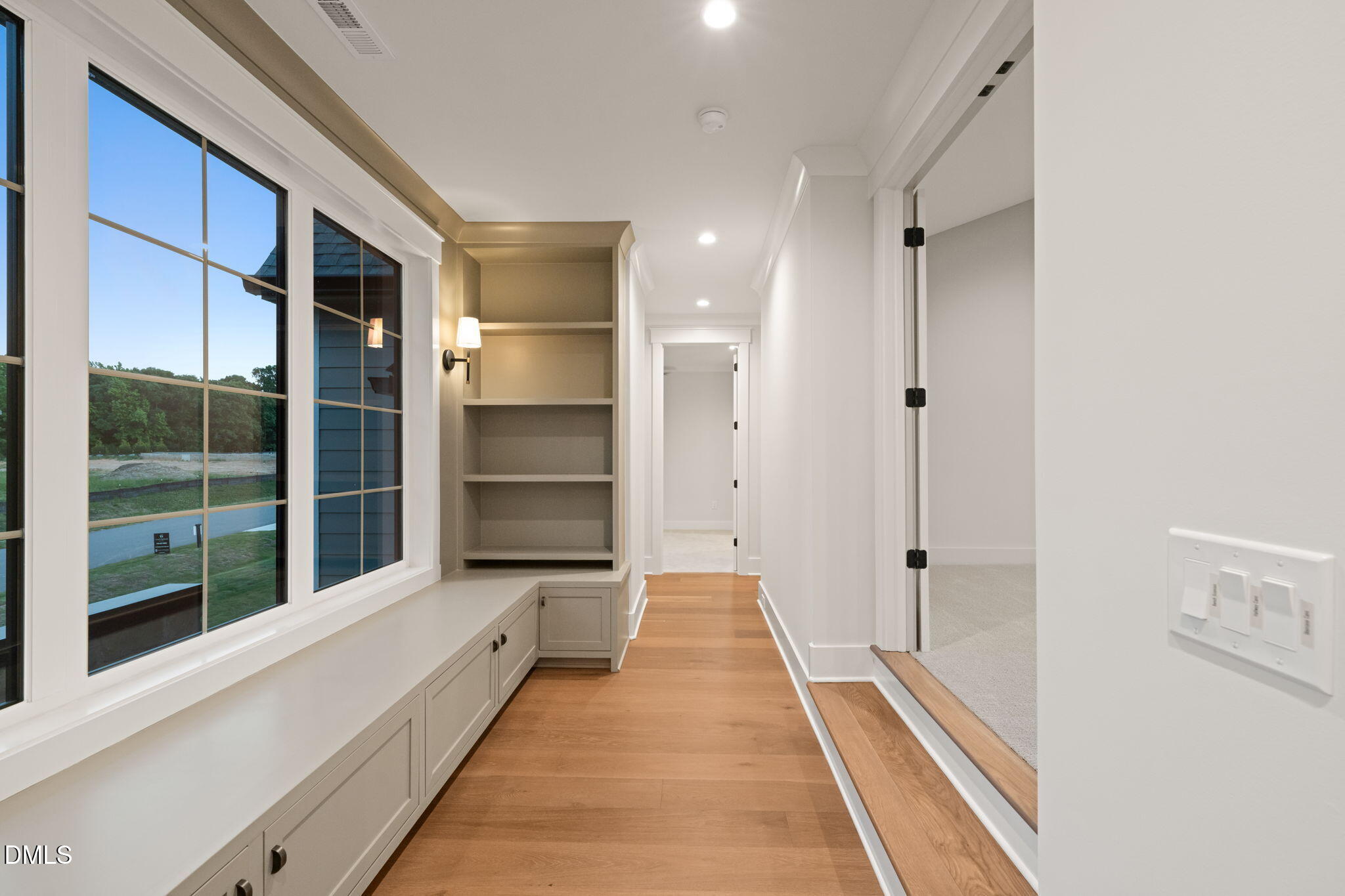 9105 Overlook Crest Drive
