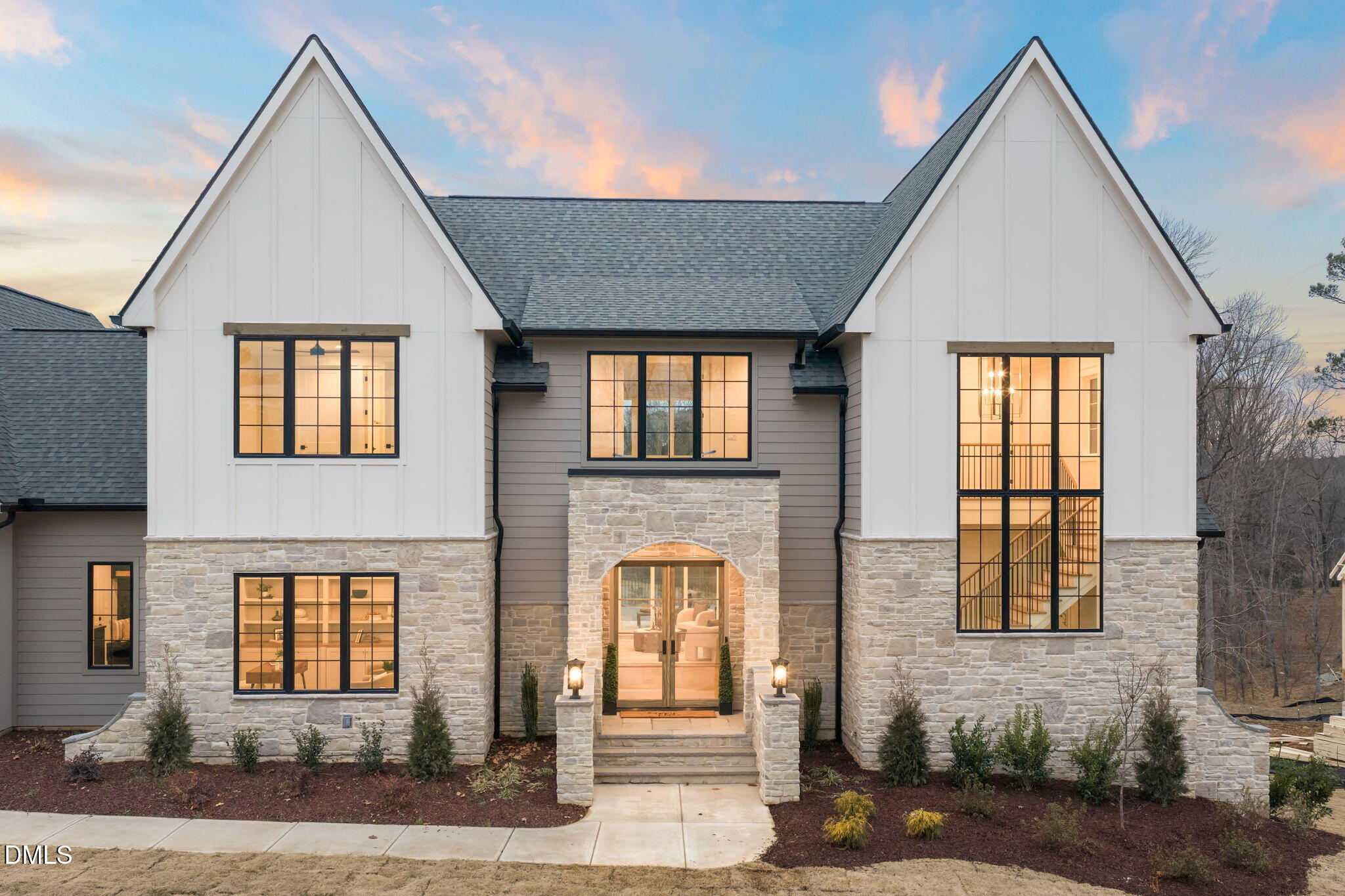 9105 Overlook Crest Drive