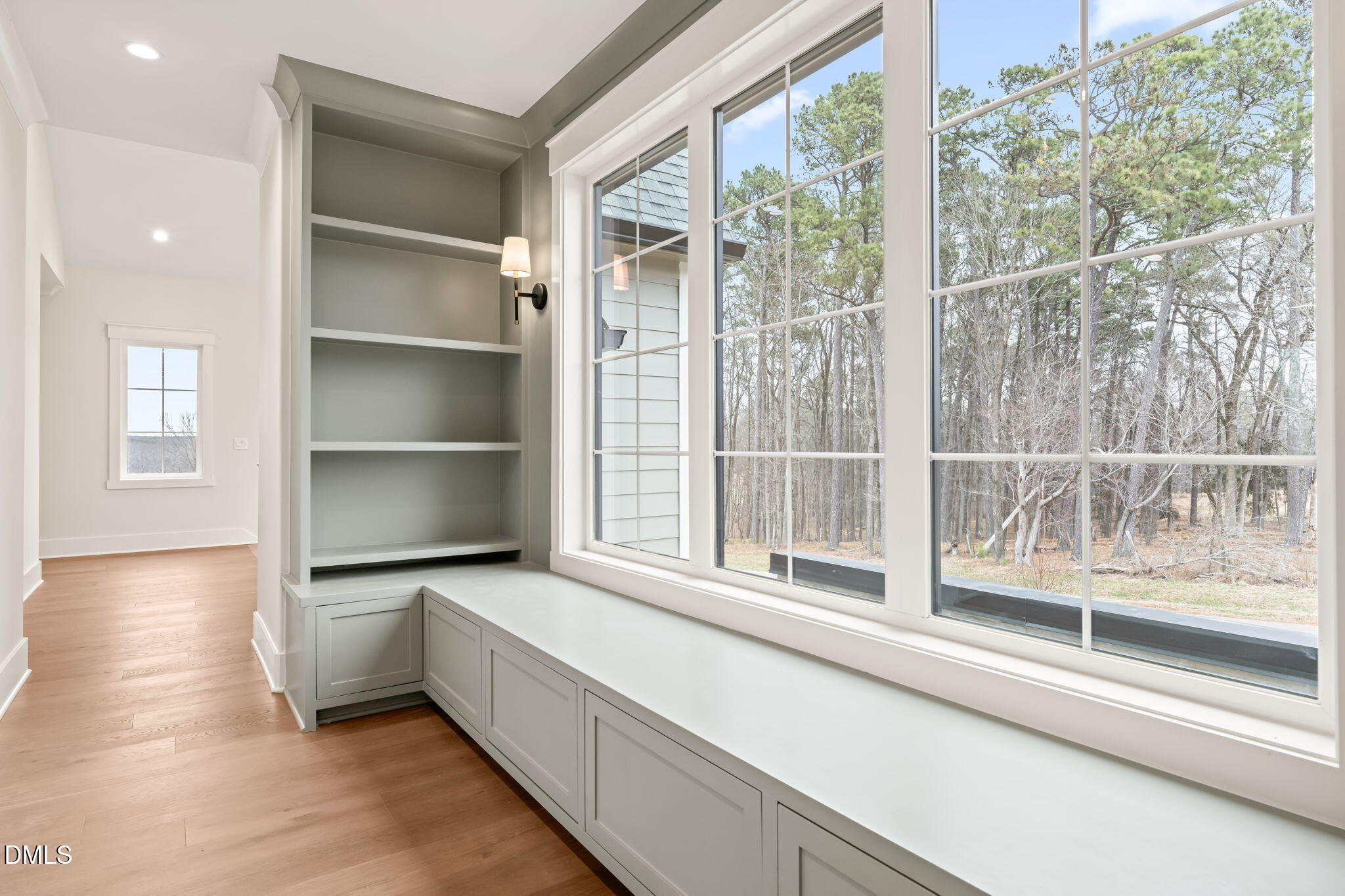 9105 Overlook Crest Drive