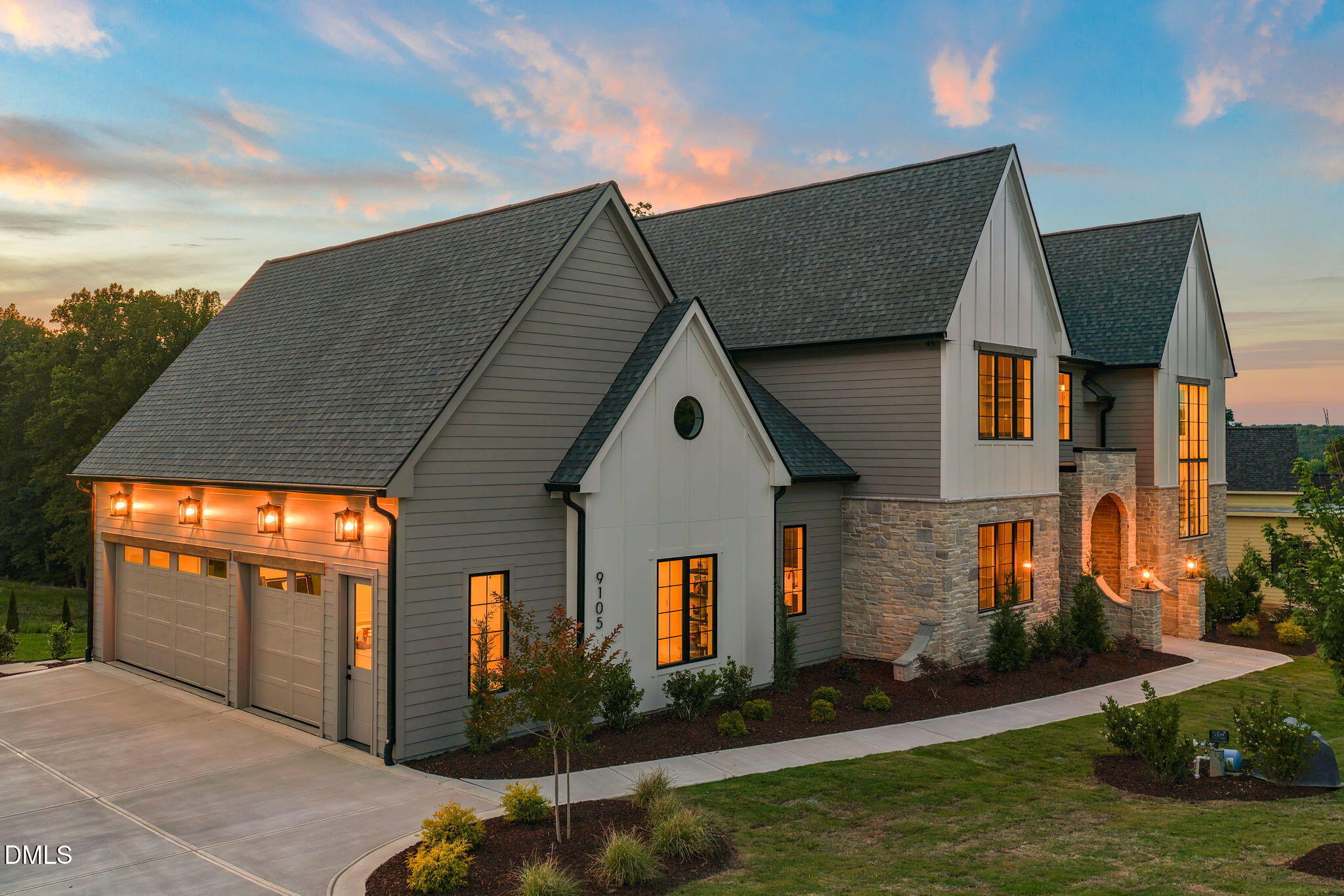 9105 Overlook Crest Drive