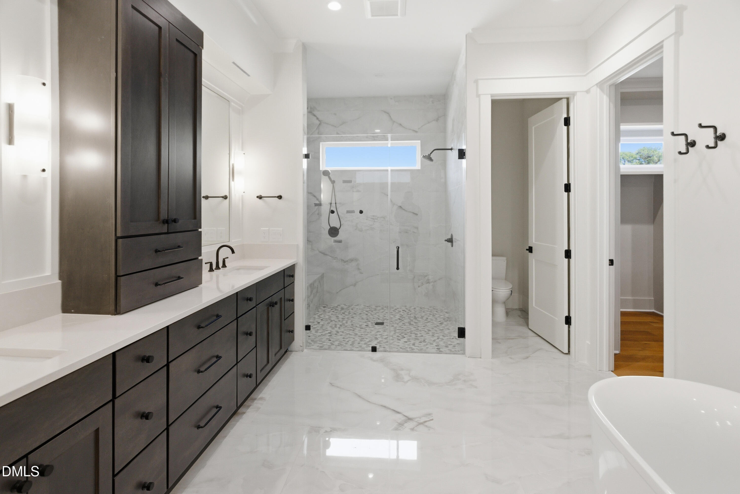 9105 Overlook Crest Drive