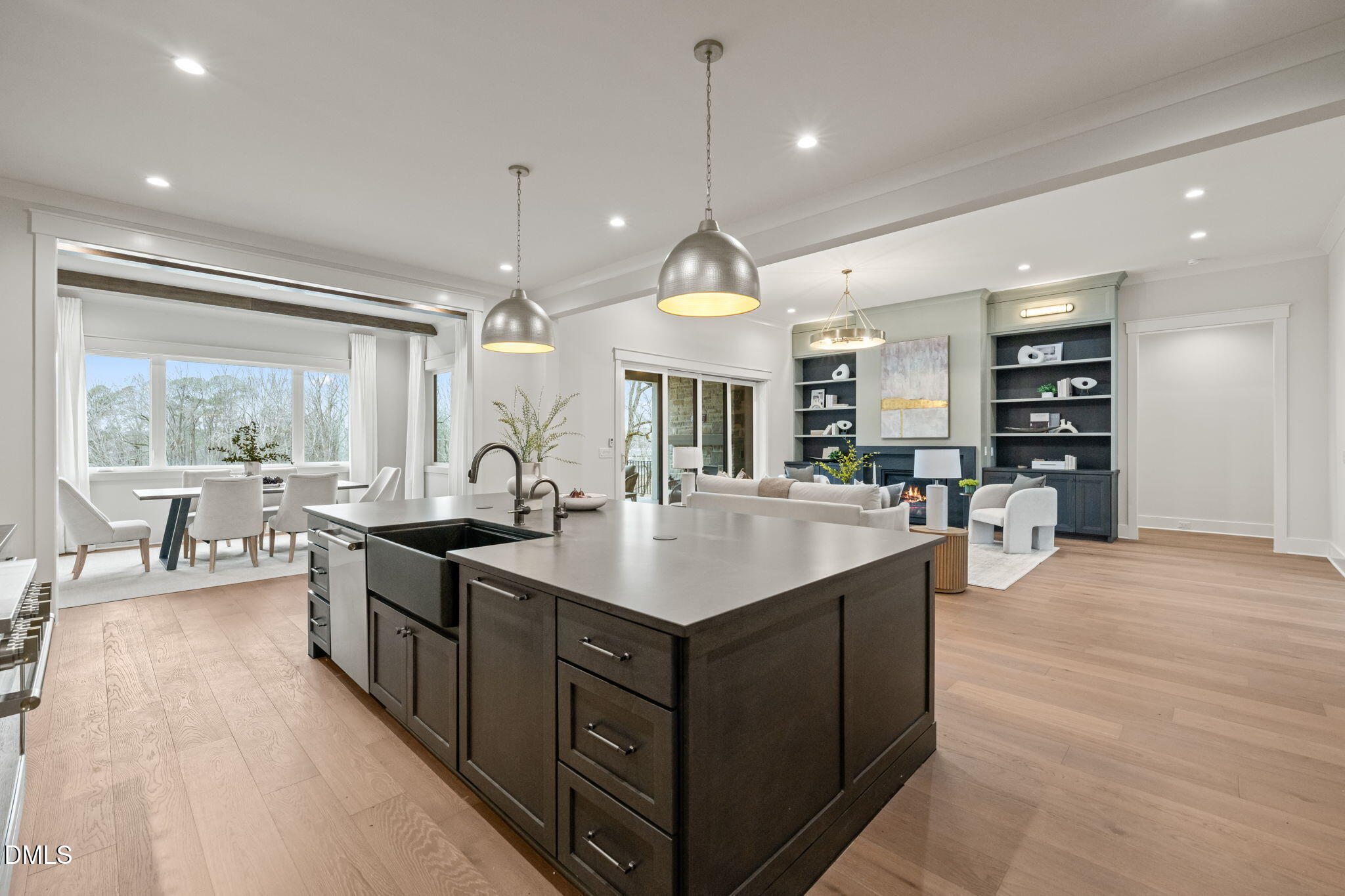 9105 Overlook Crest Drive