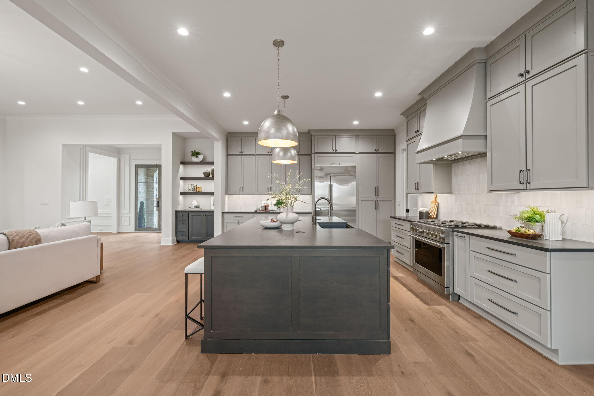 9105 Overlook Crest Drive