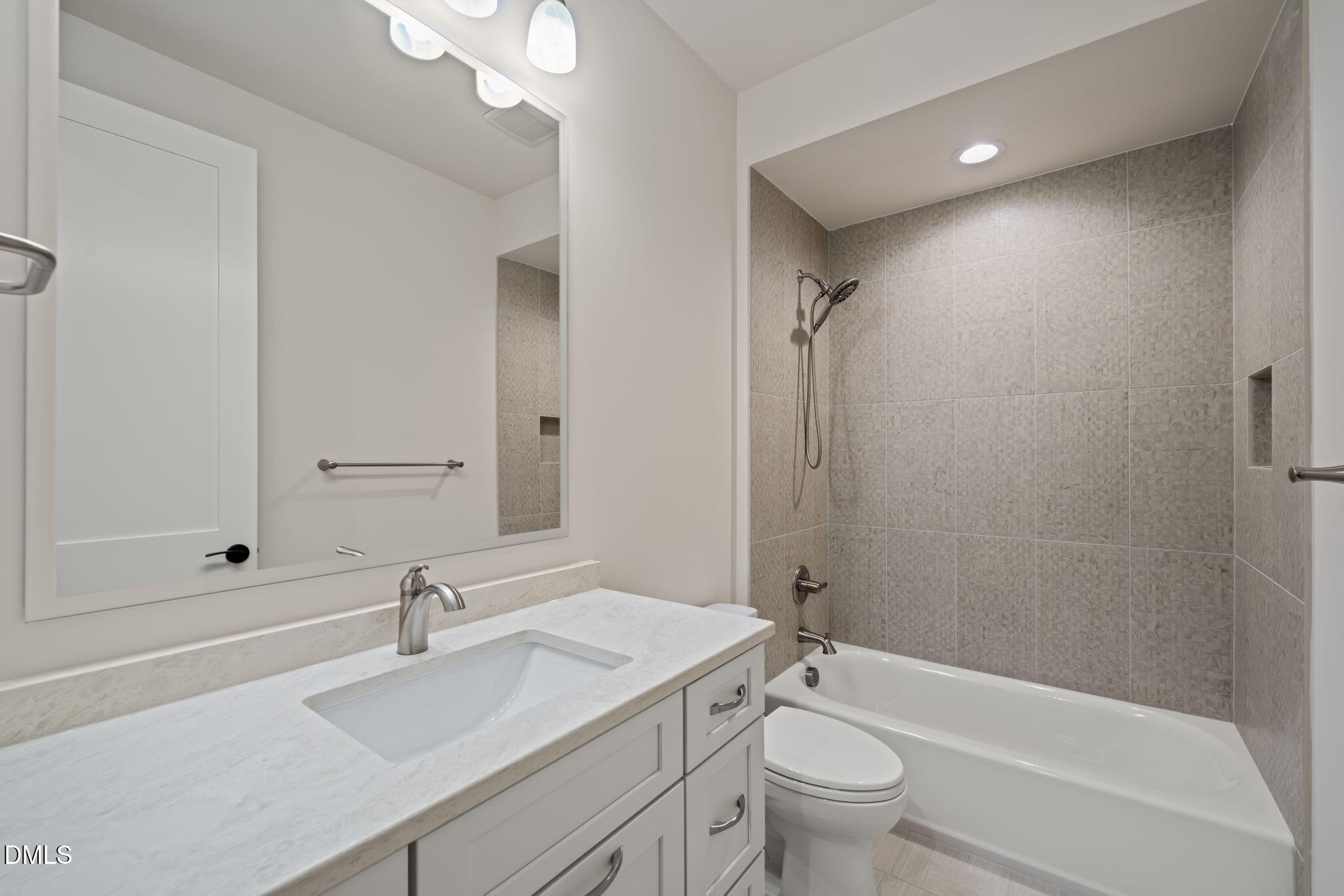 9125 Overlook Crest Drive