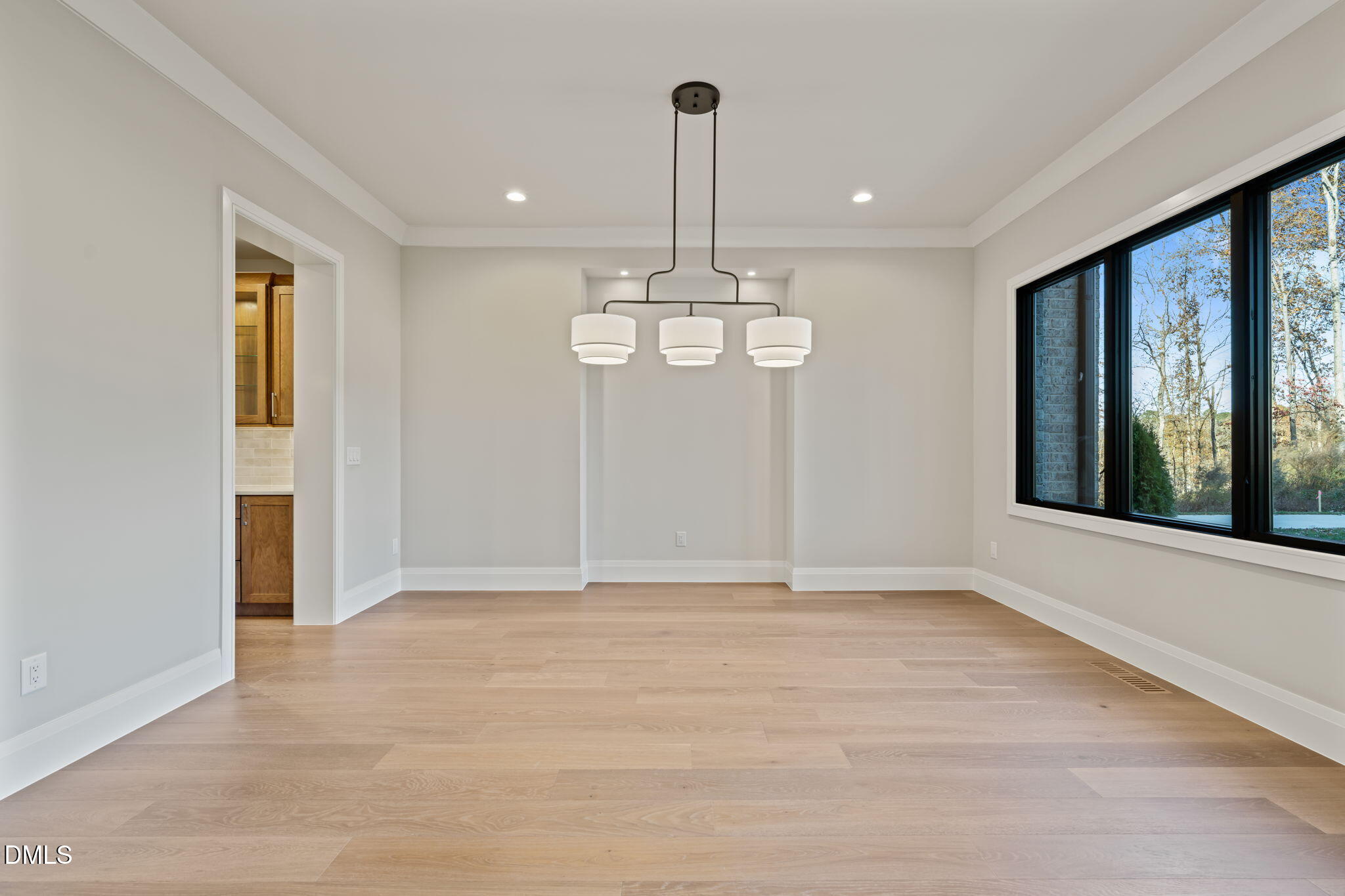 9125 Overlook Crest Drive