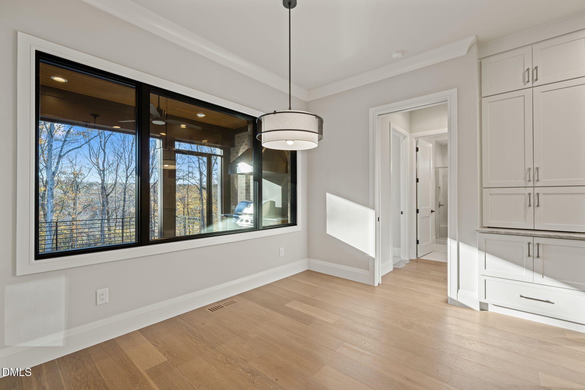 9125 Overlook Crest Drive