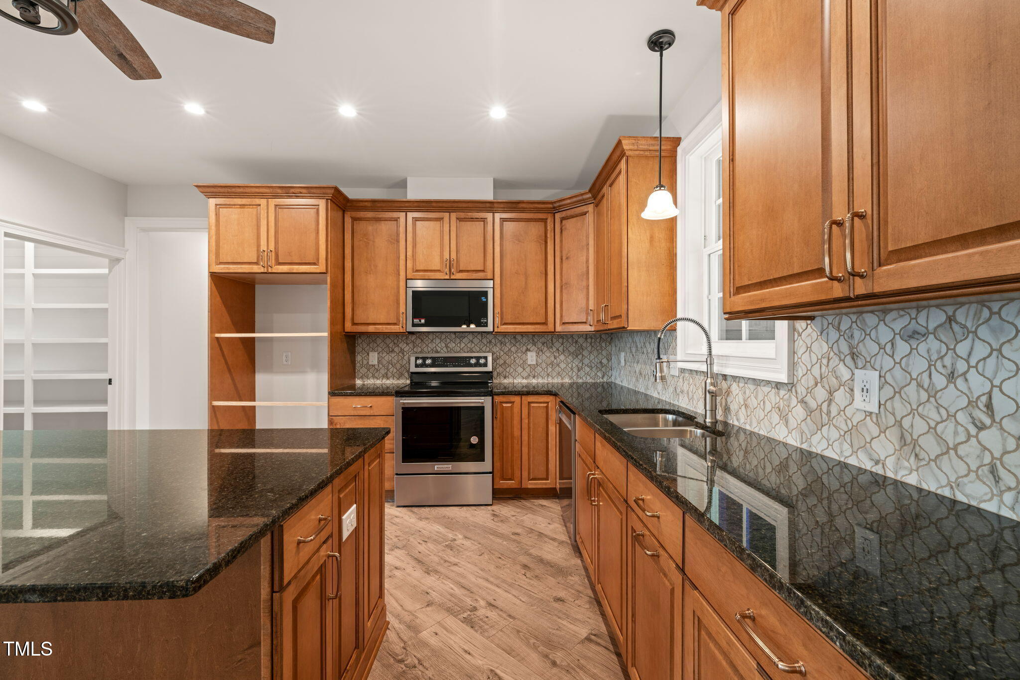 10 Beauview Way