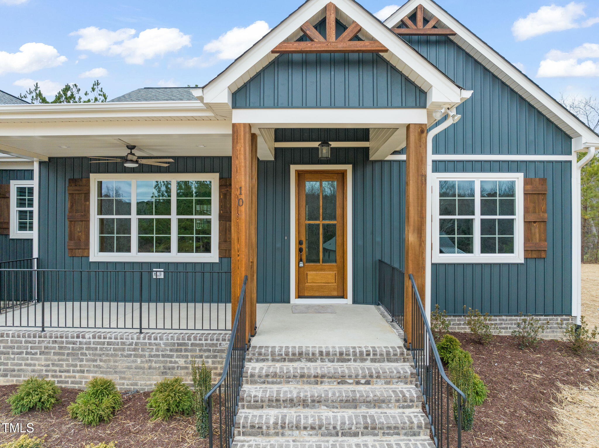10 Beauview Way