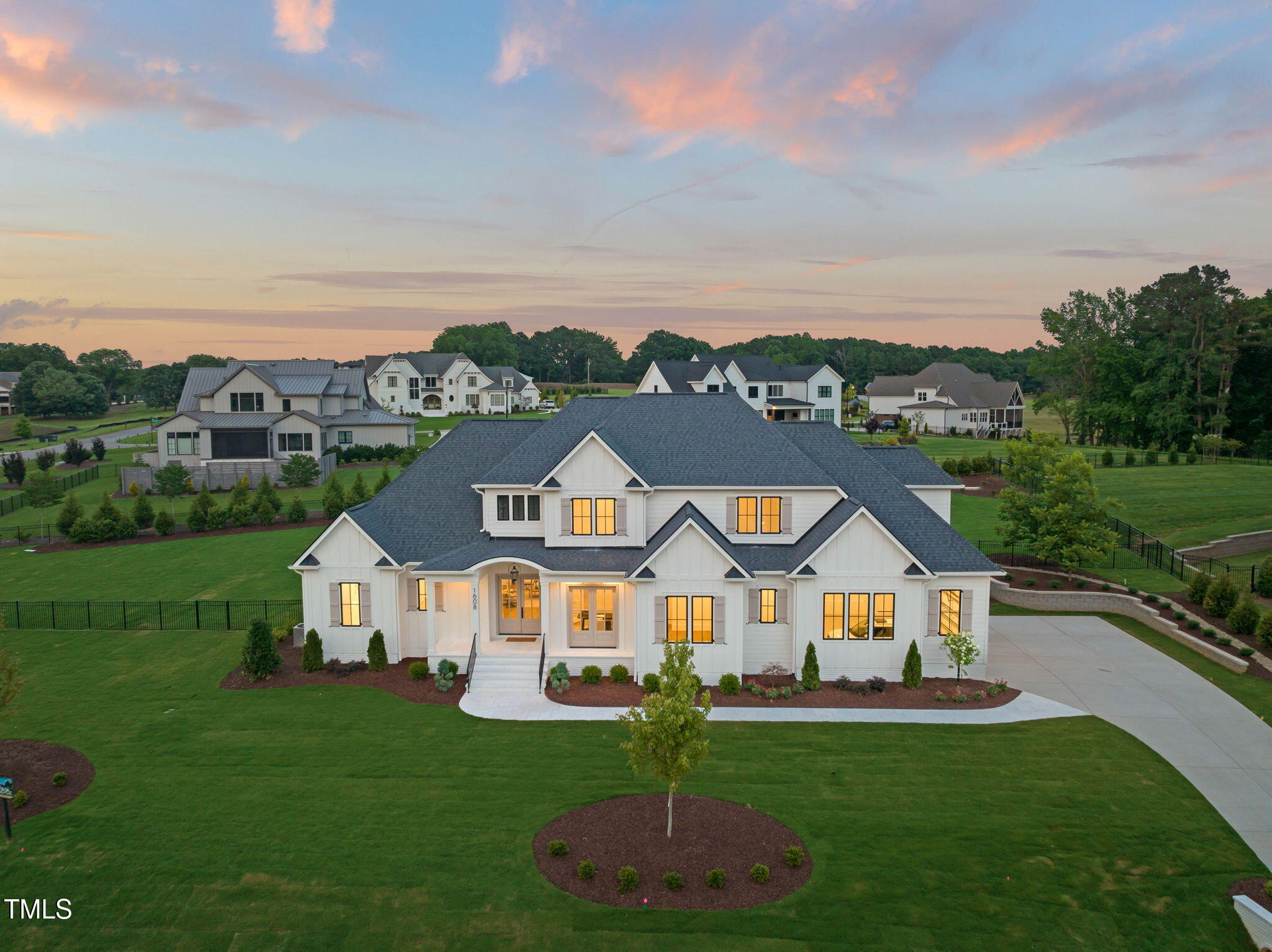 1608 Legacy Ridge Lane