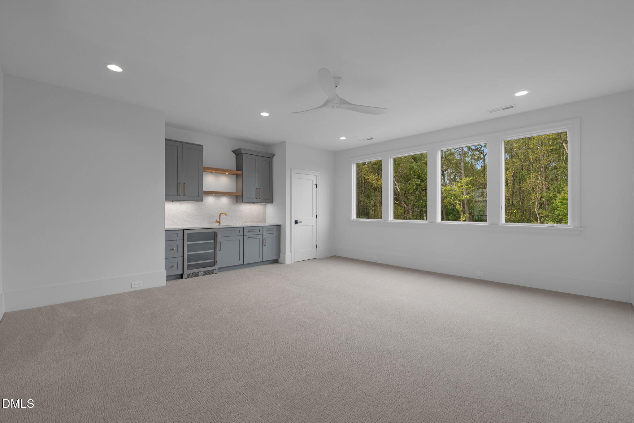 1609 Legacy Ridge Lane