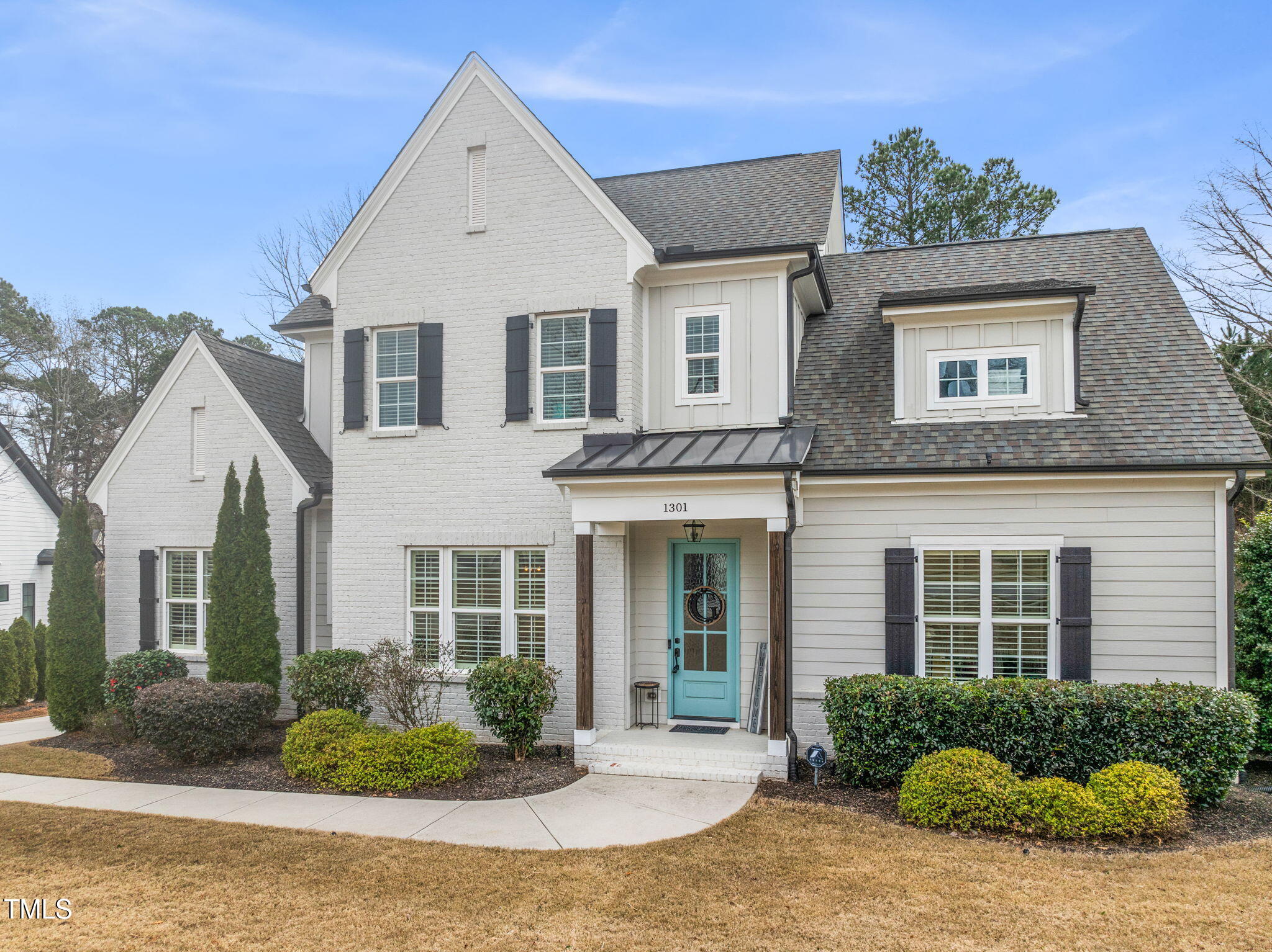 1301 Mackinaw Drive
