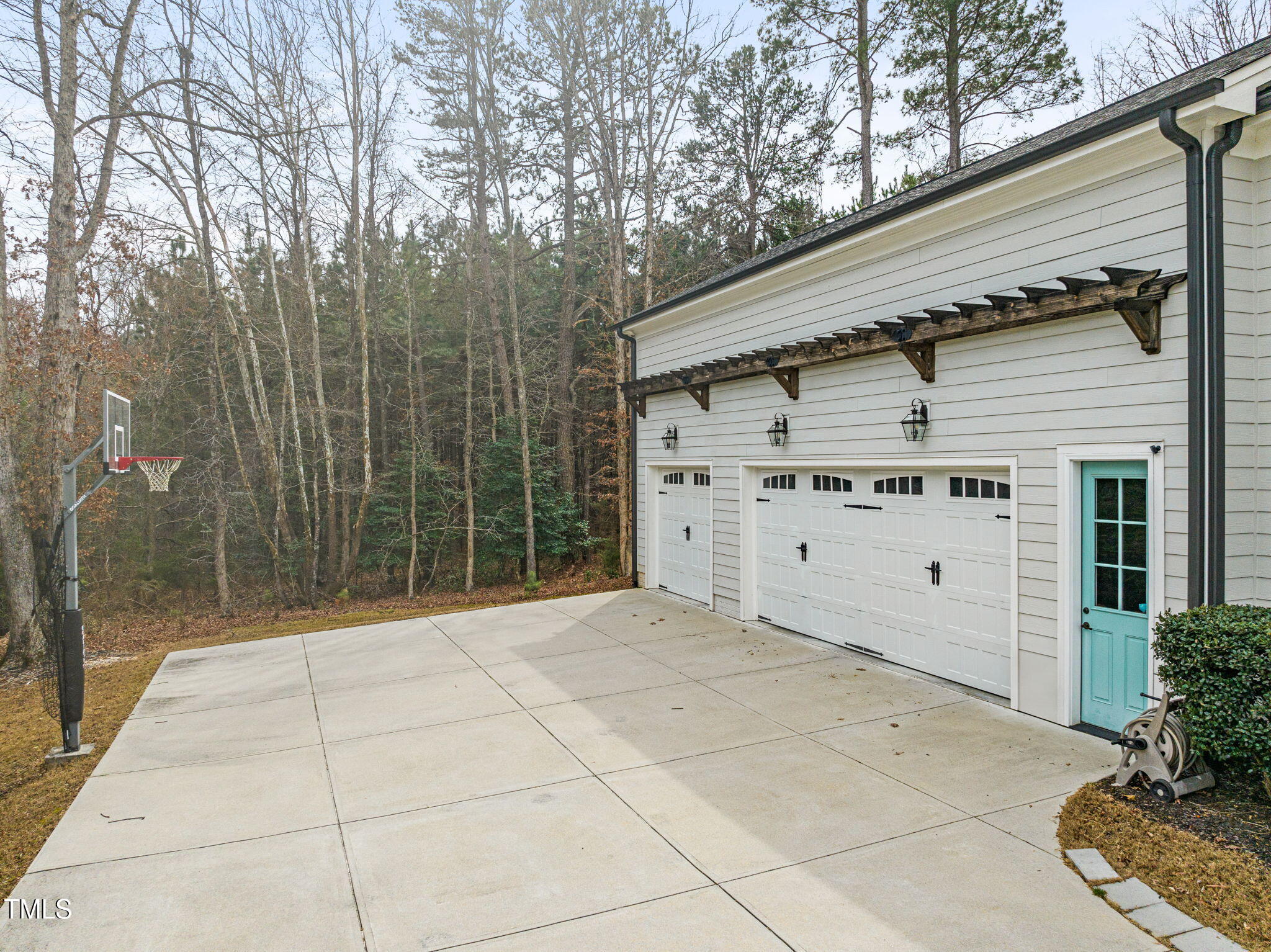 1301 Mackinaw Drive