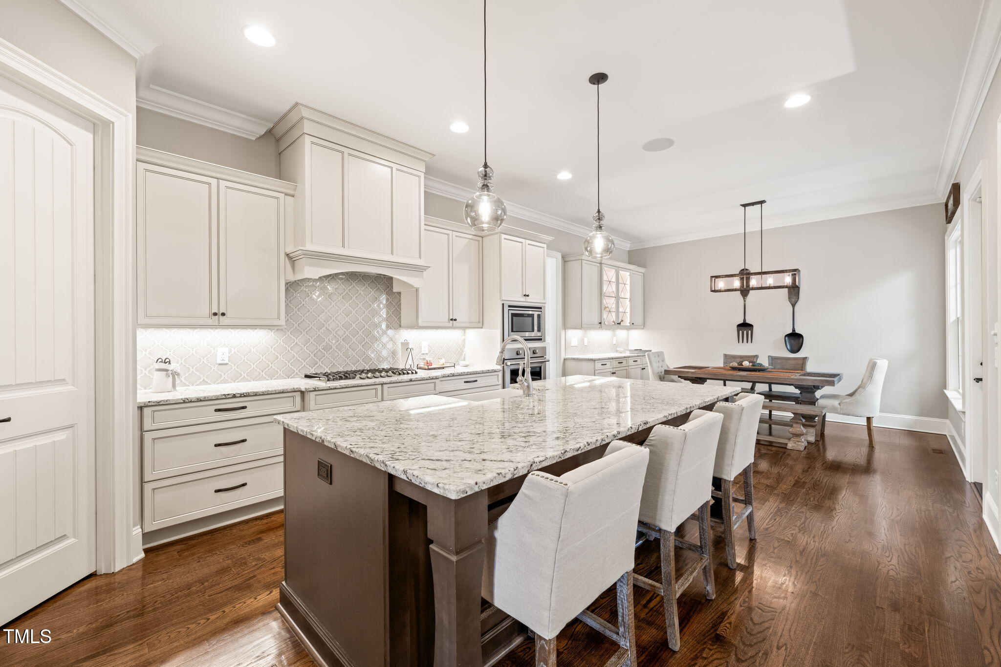 1301 Mackinaw Drive