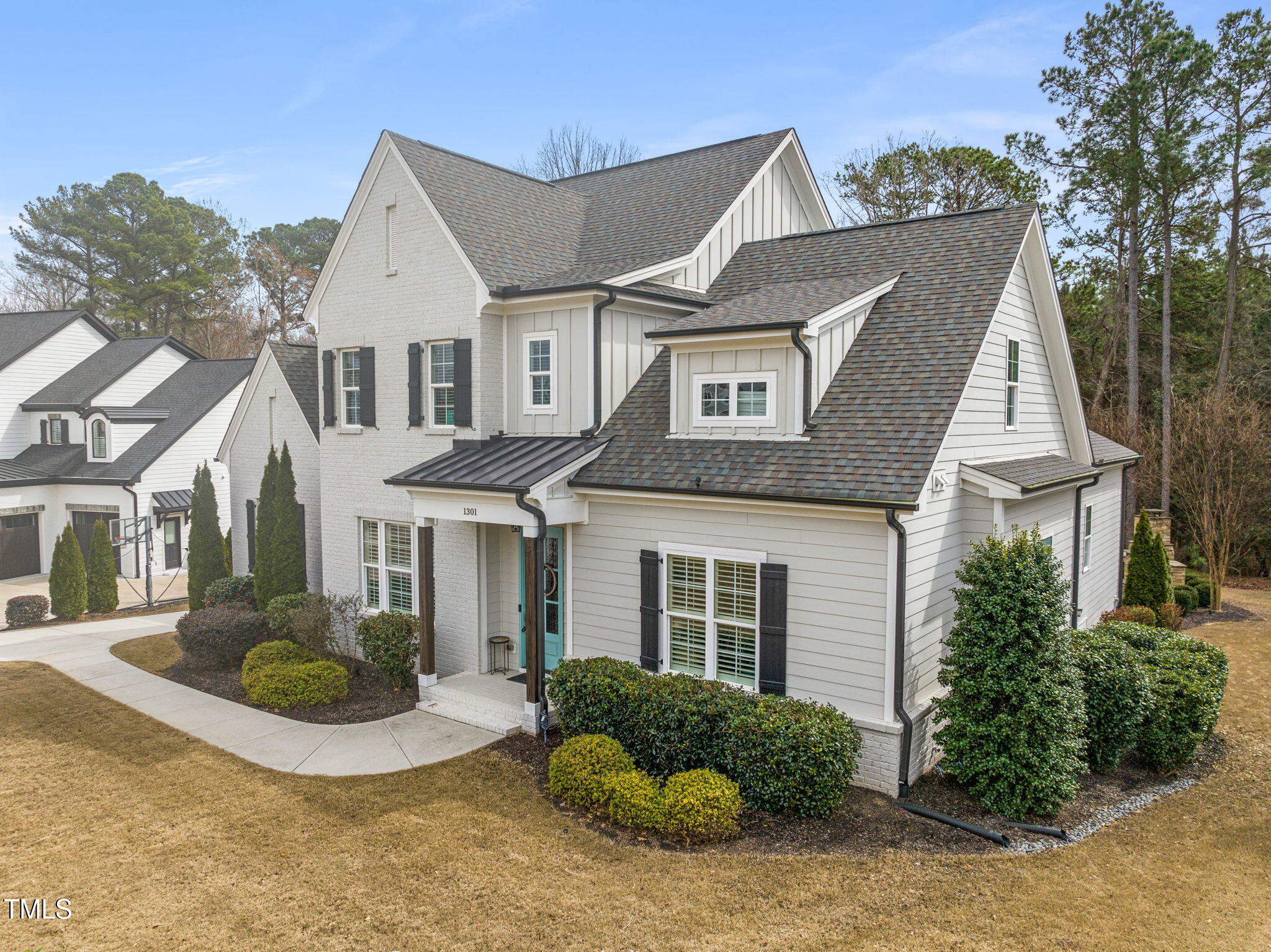 1301 Mackinaw Drive