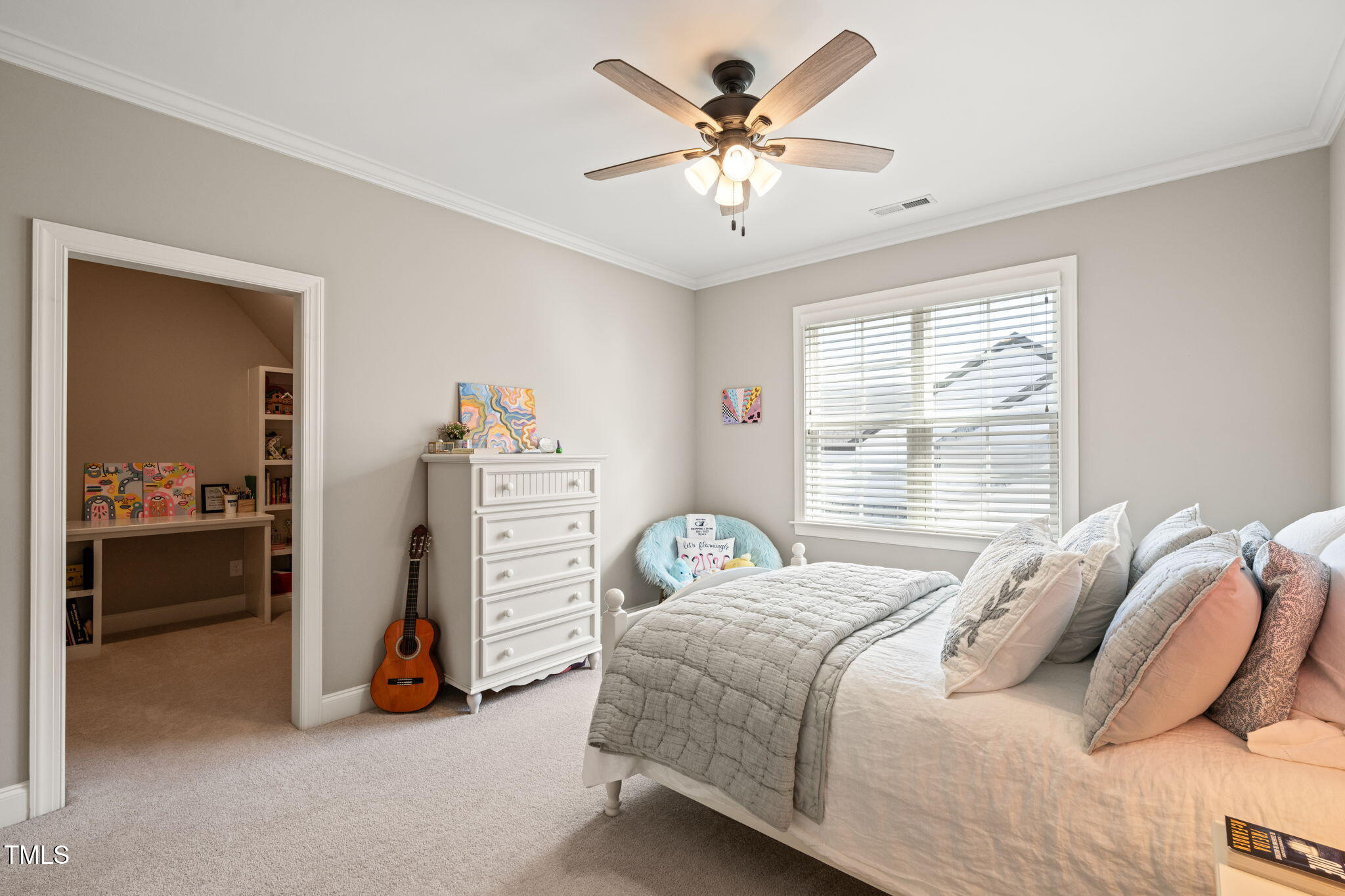 1301 Mackinaw Drive