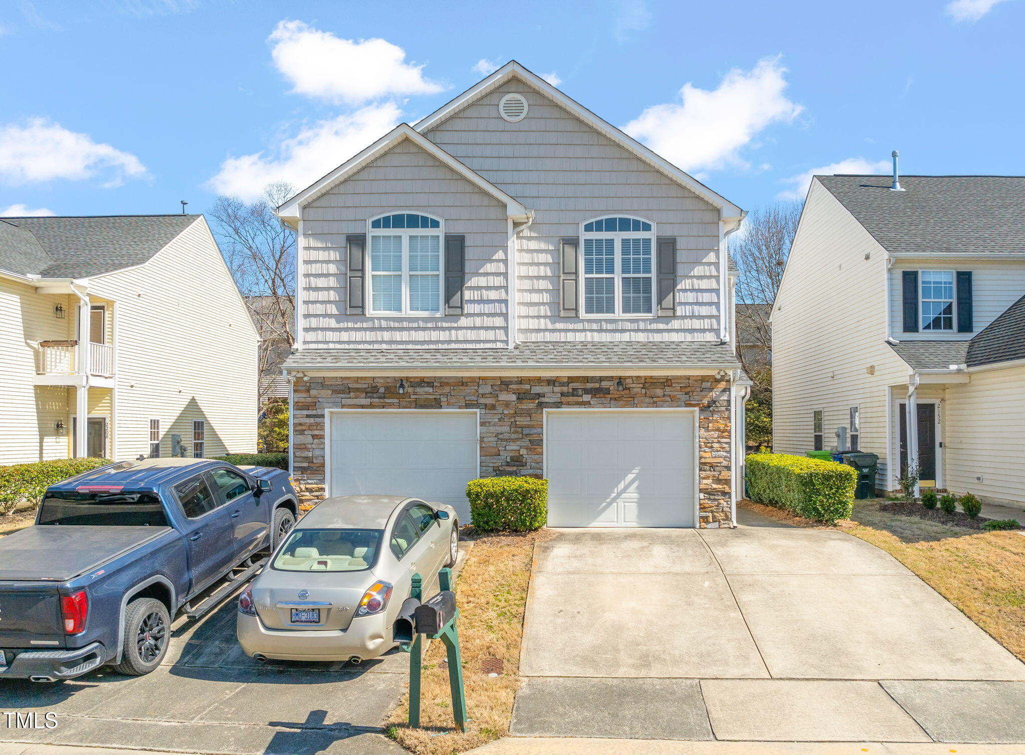 2200 Thornblade Drive