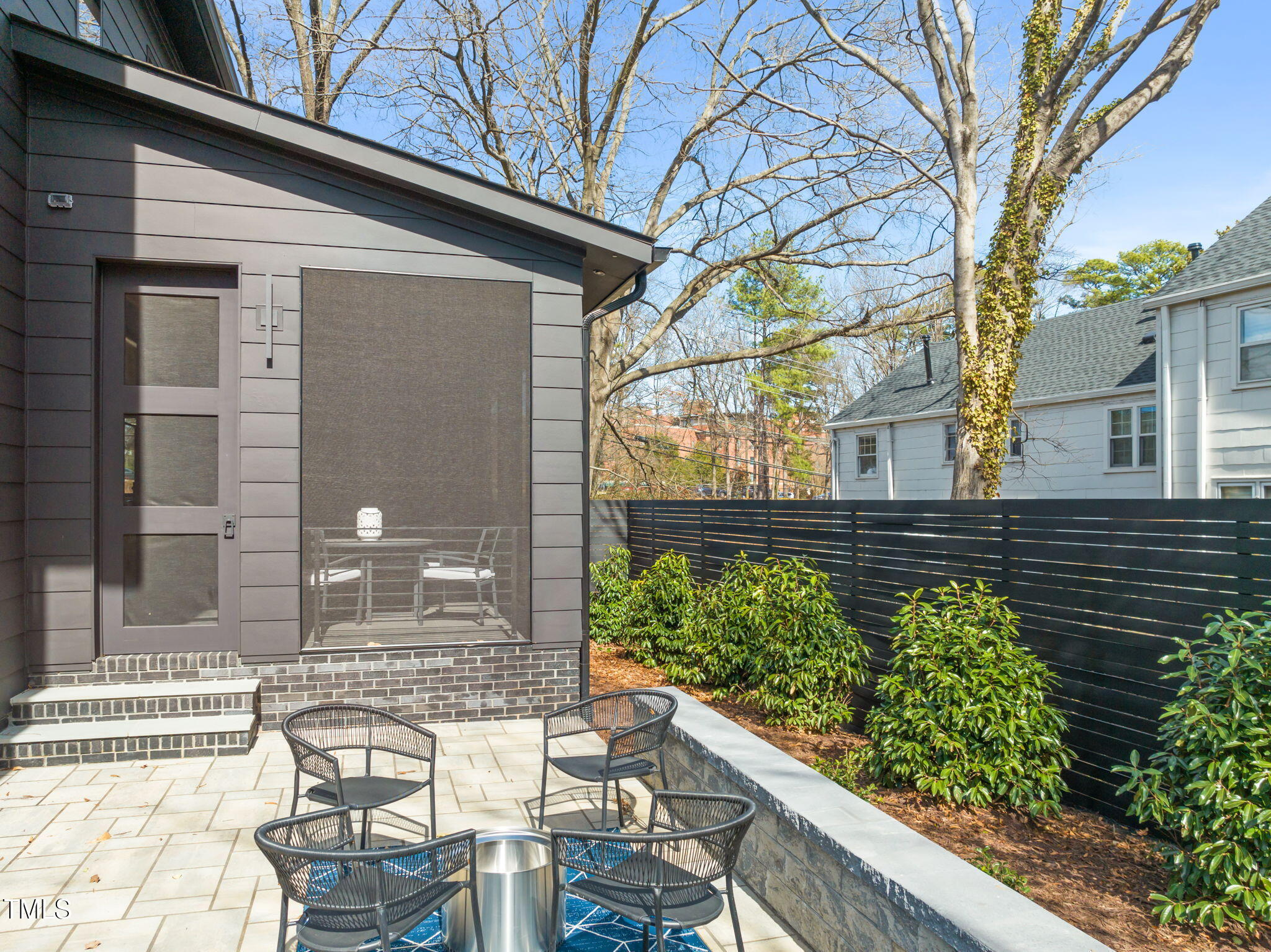 838 Woodburn Road