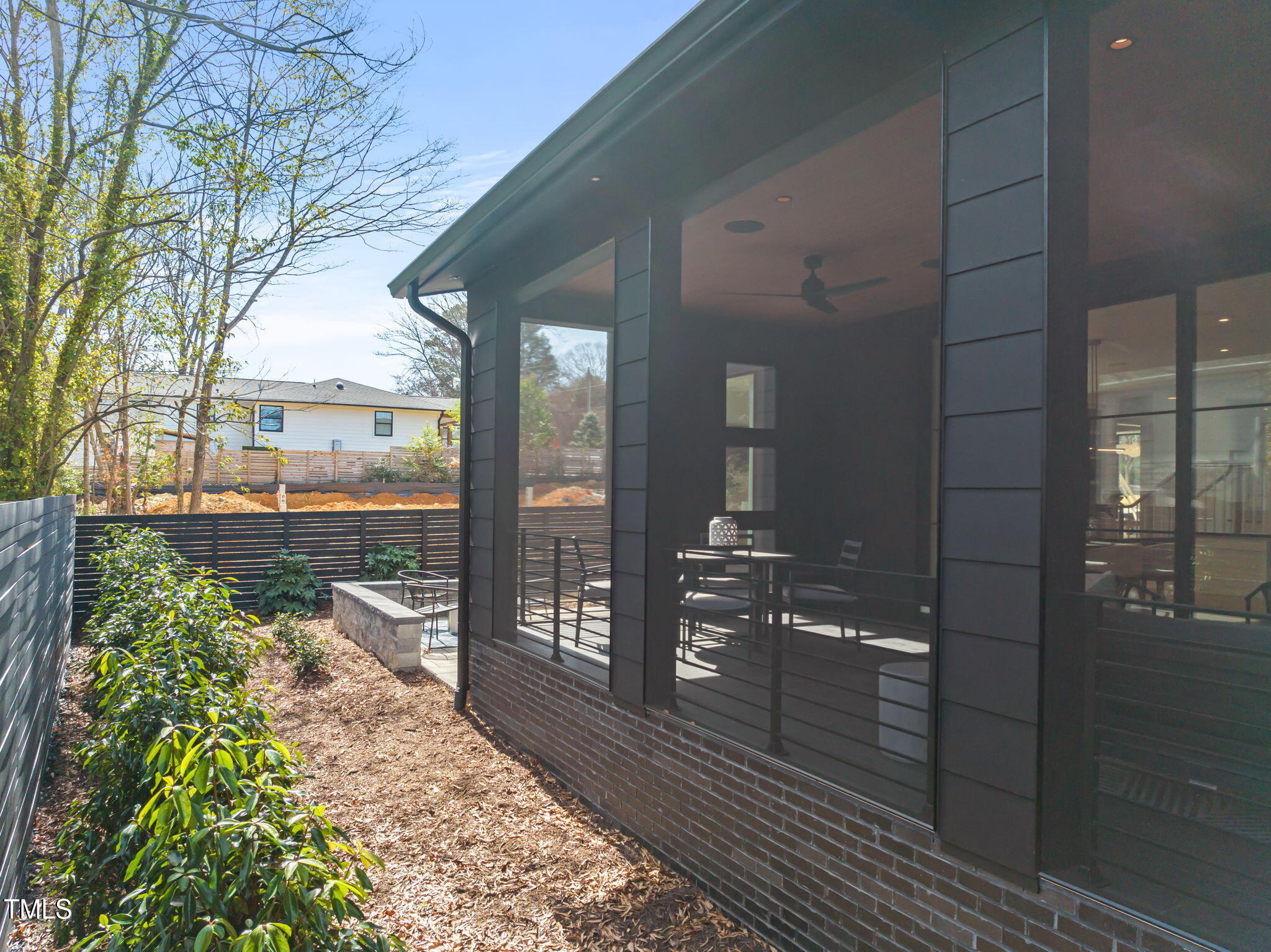 838 Woodburn Road