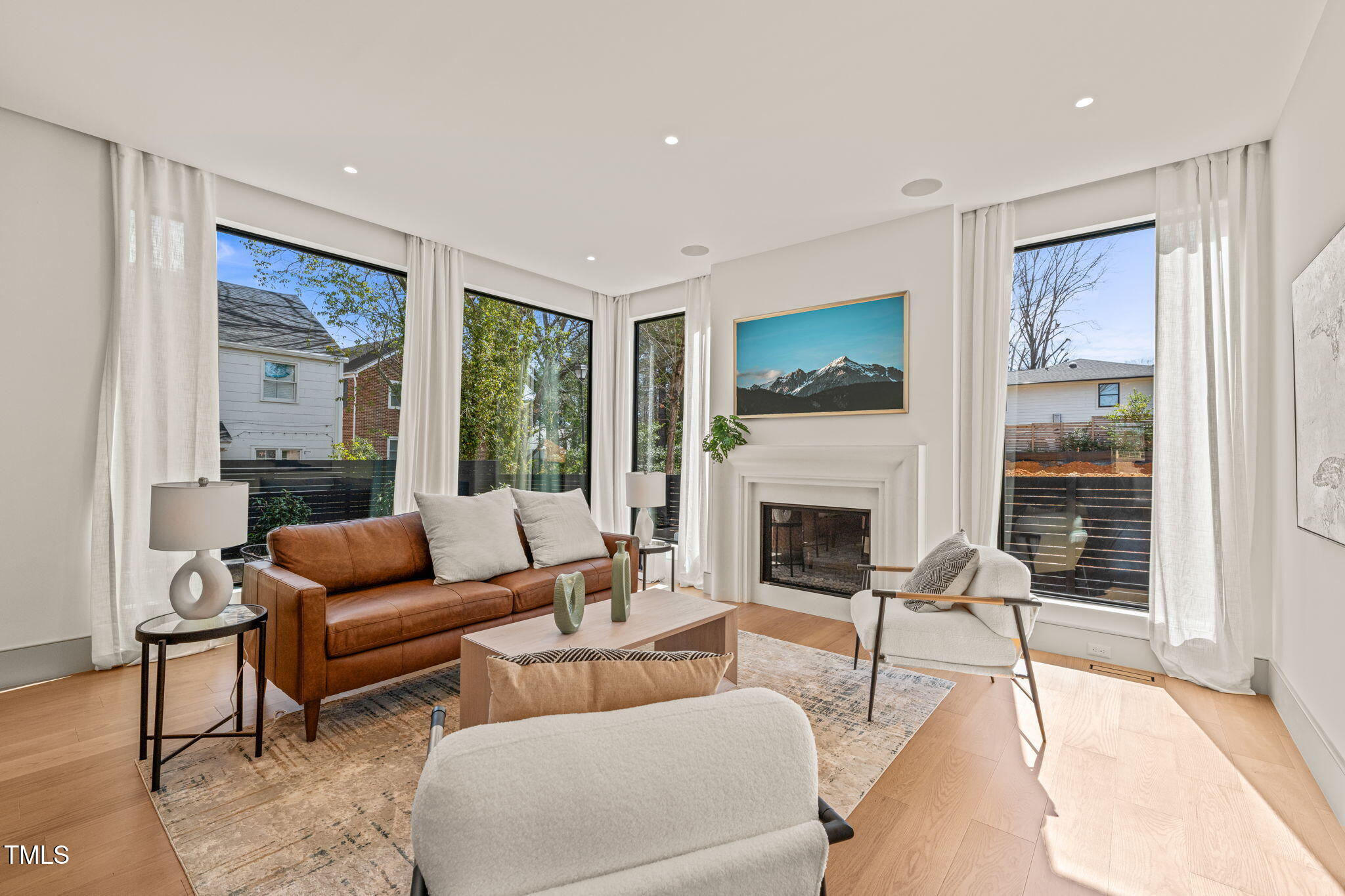 838 Woodburn Road