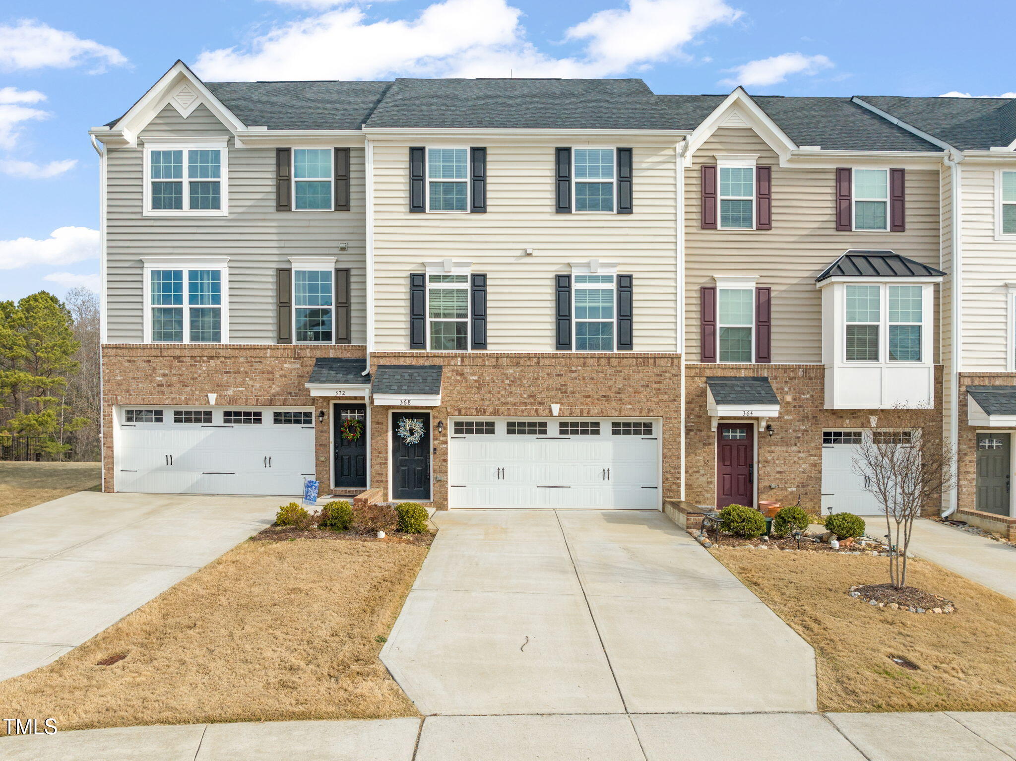368 Amber Acorn Avenue