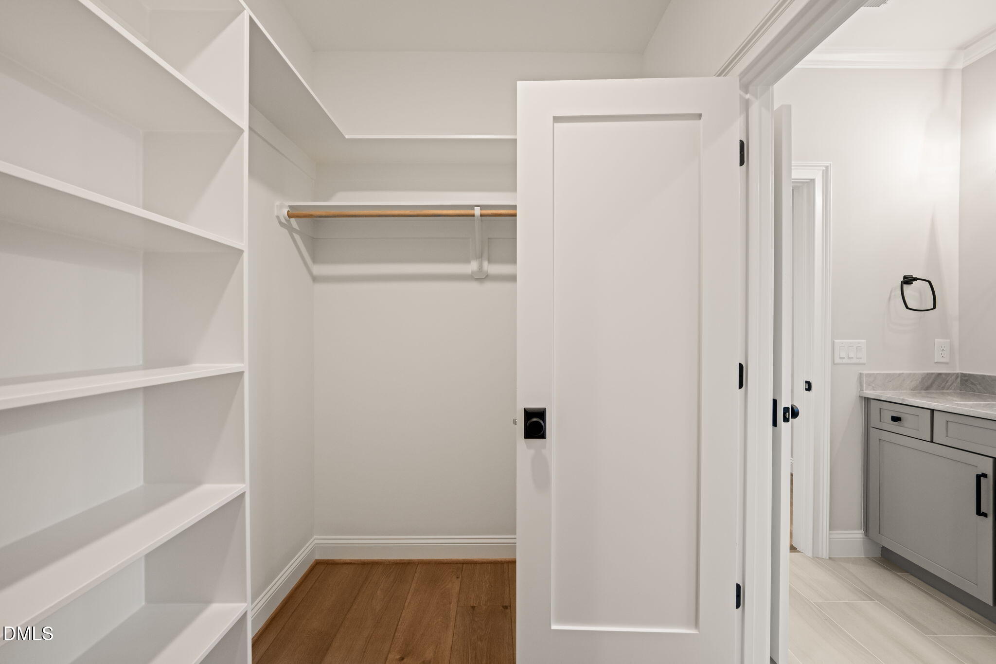 1712 Legacy Ridge Lane