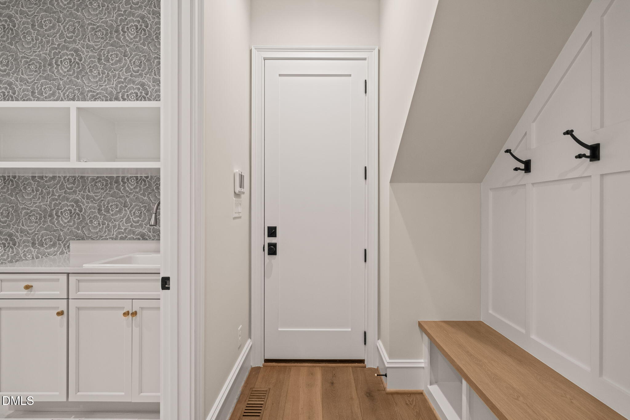 1712 Legacy Ridge Lane