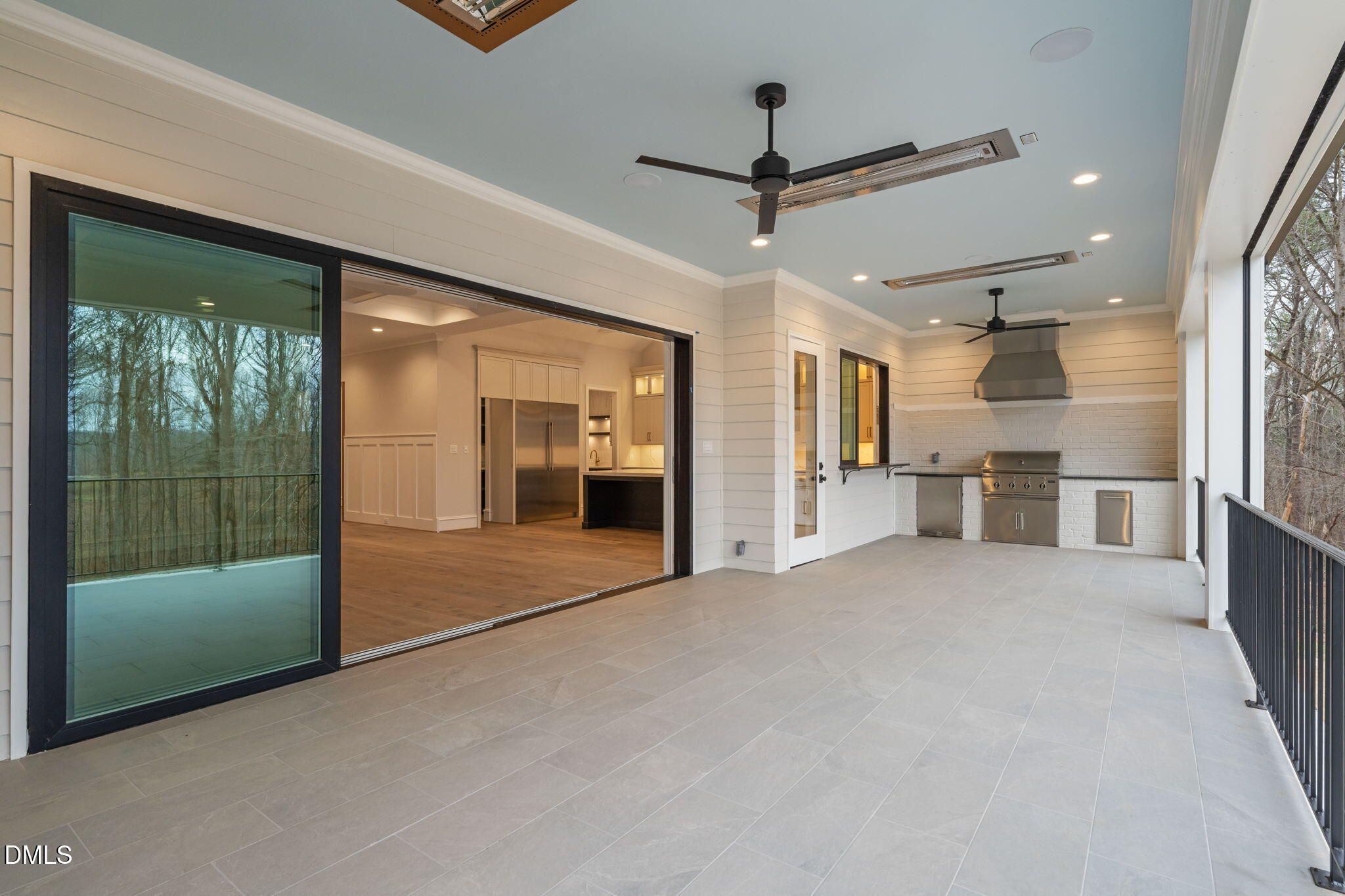 1712 Legacy Ridge Lane