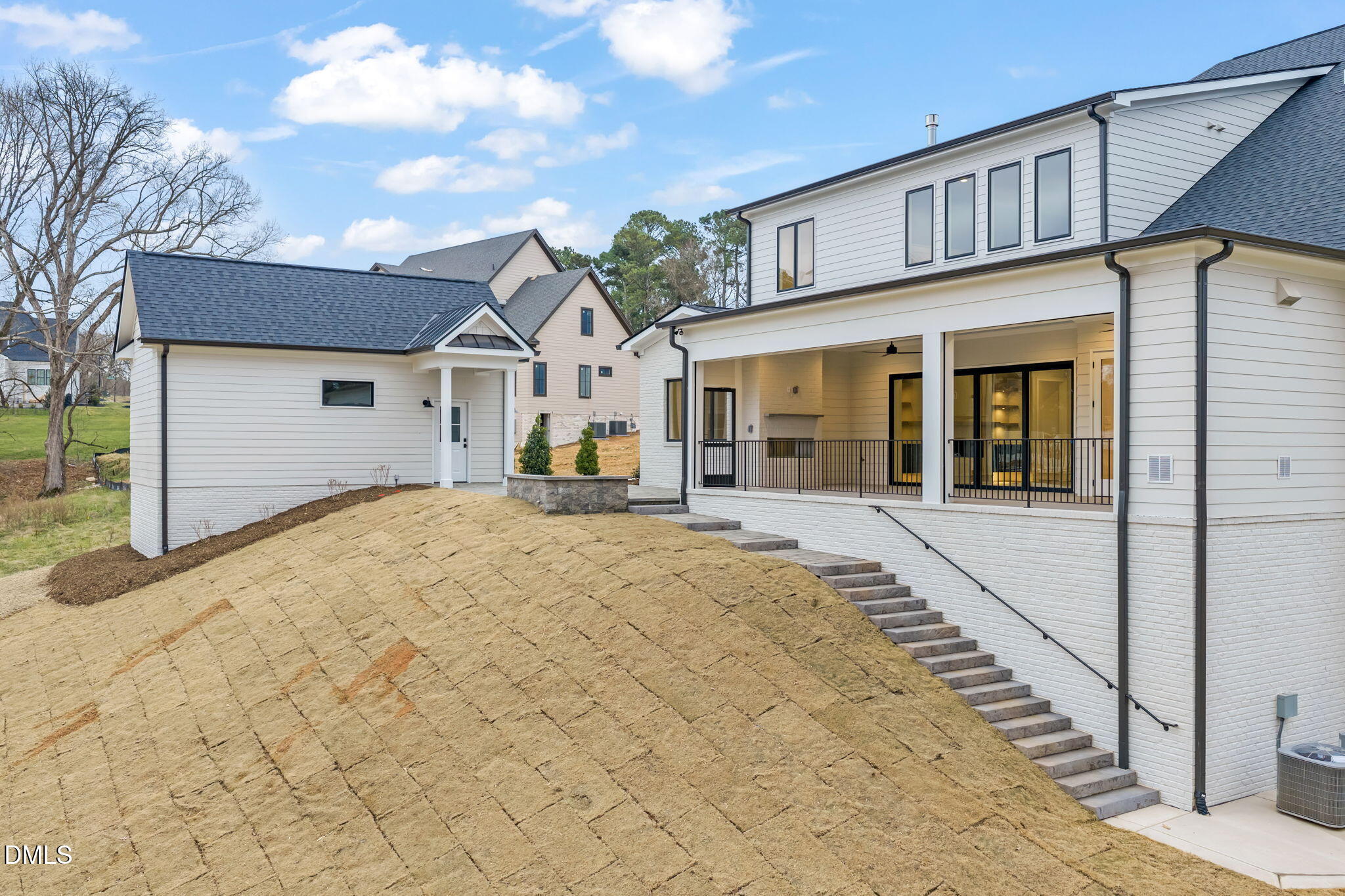 1712 Legacy Ridge Lane