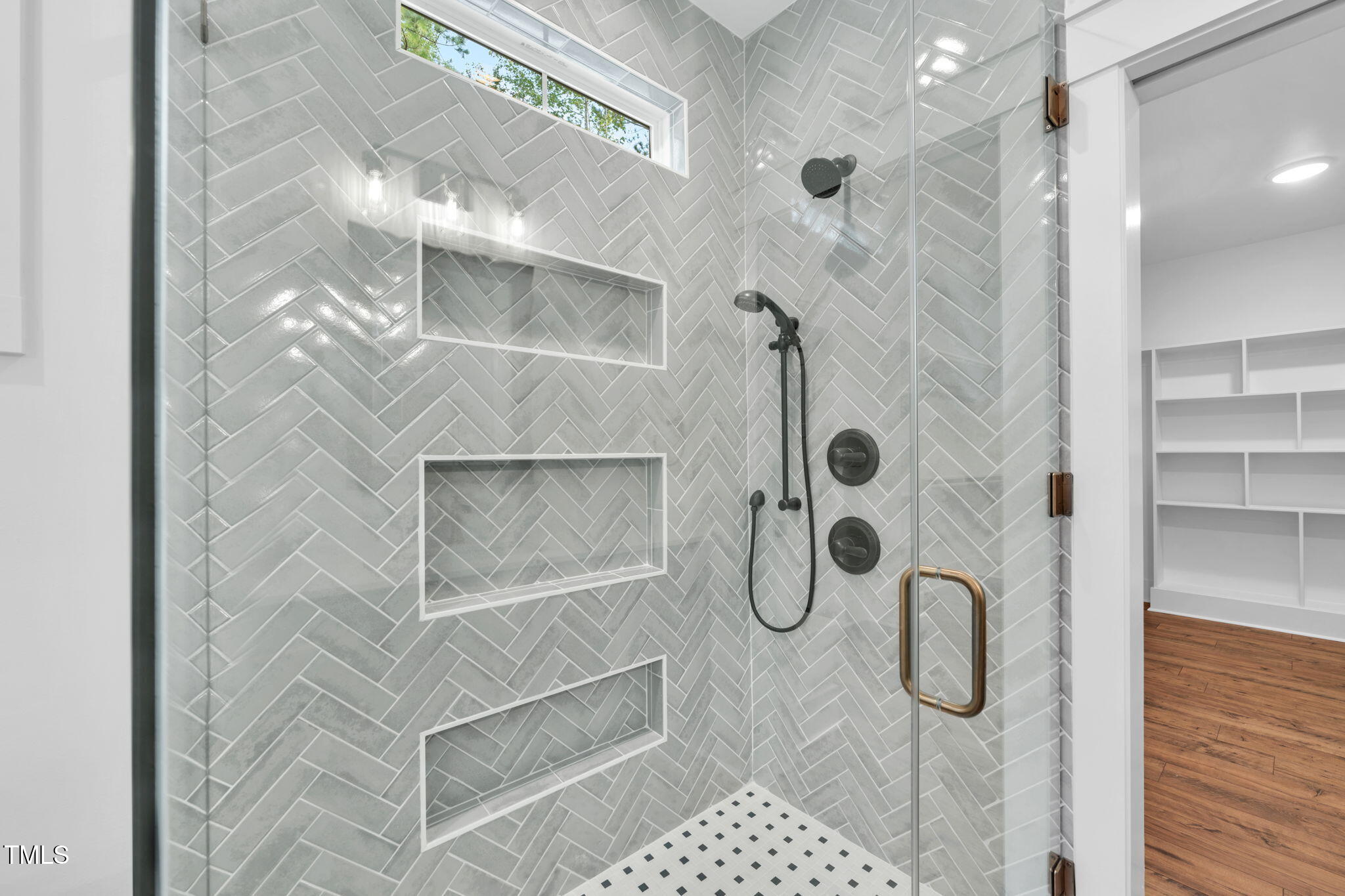 435 Pilot Ridge Road