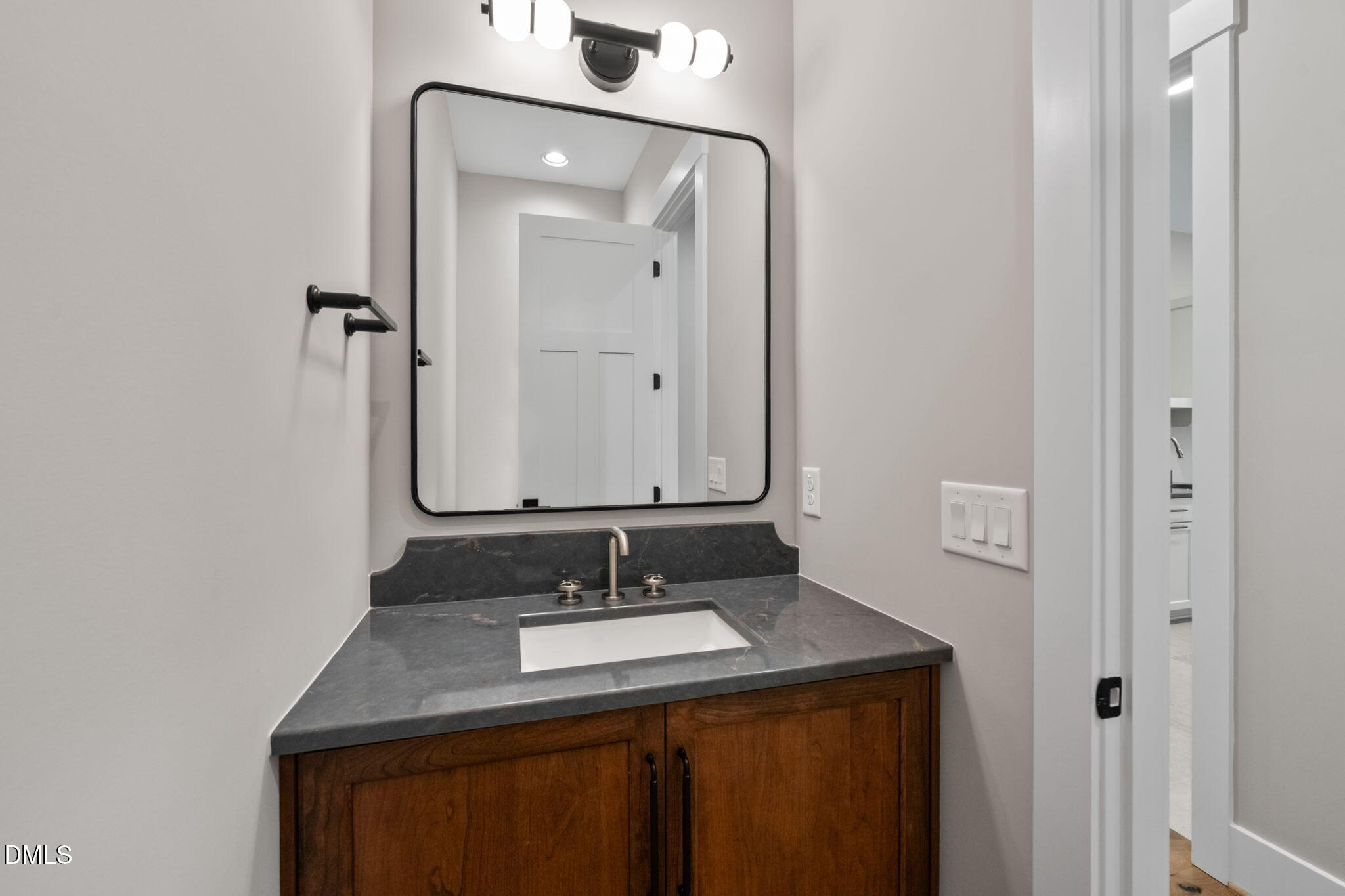 1708 Legacy Ridge Lane