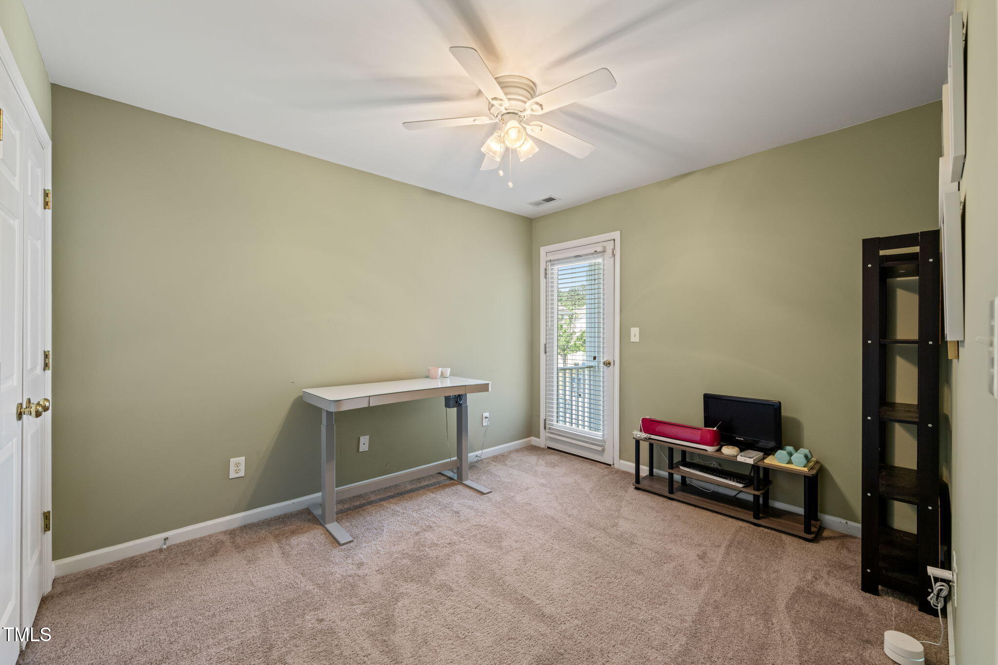 2105 Metacomet Way