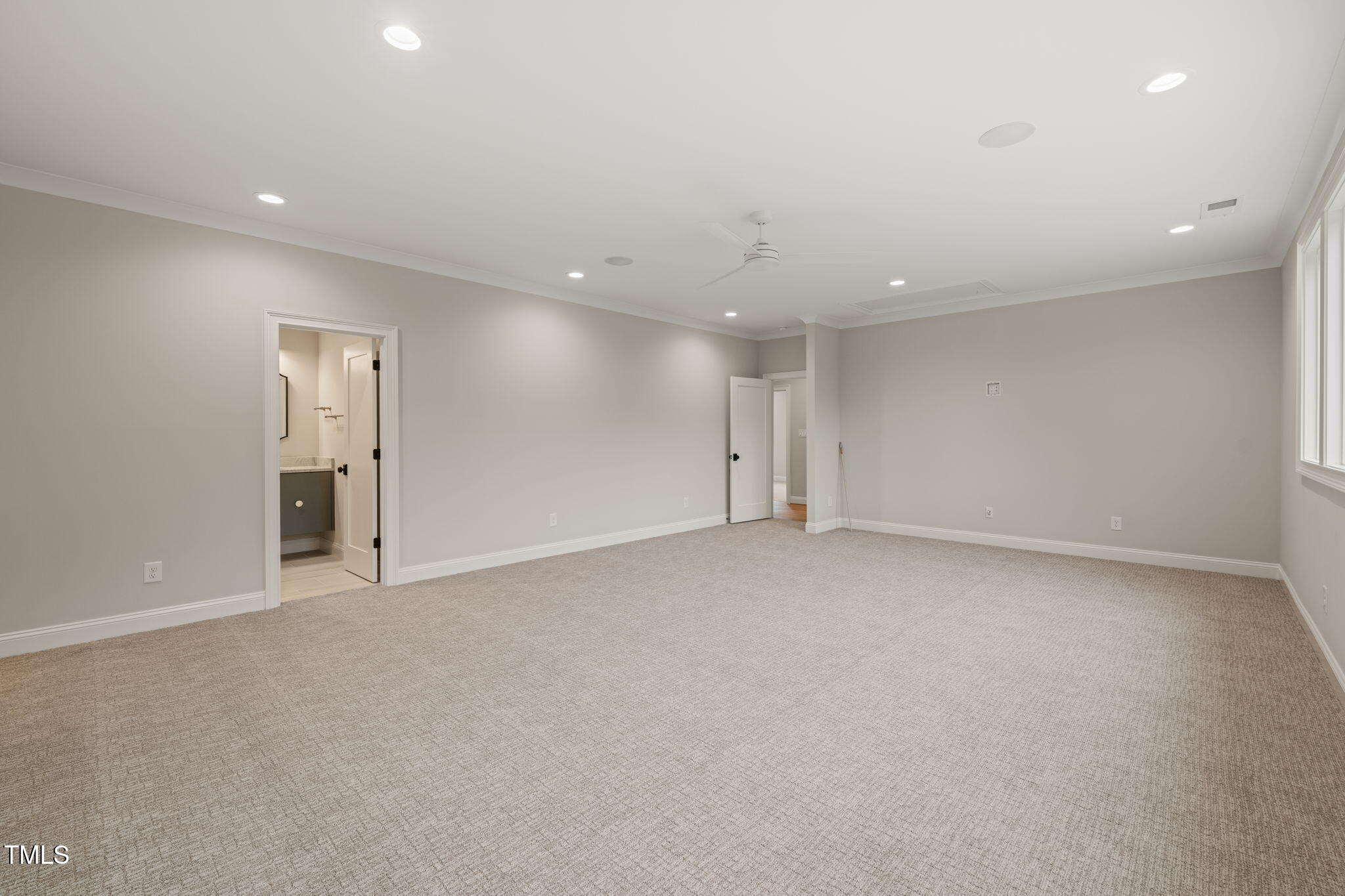 9004 Meadow Pointe Court