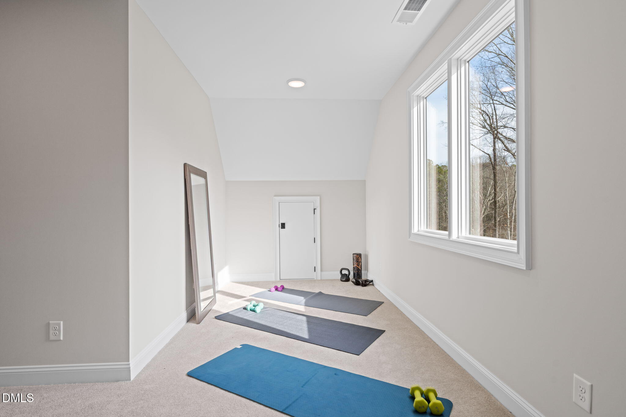 9004 Meadow Pointe Court