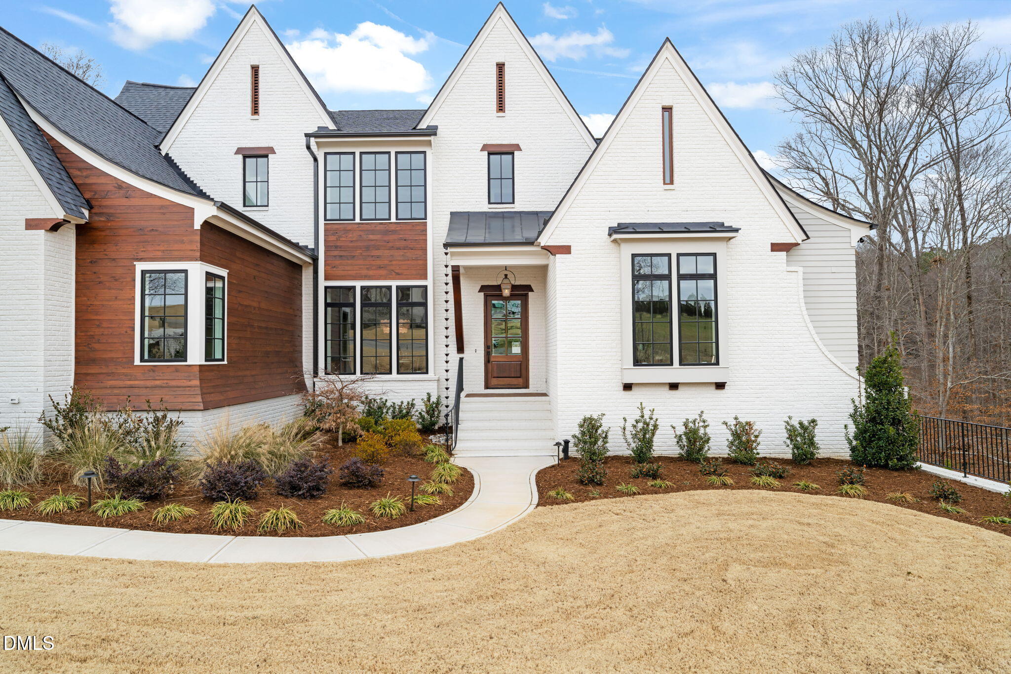 9004 Meadow Pointe Court