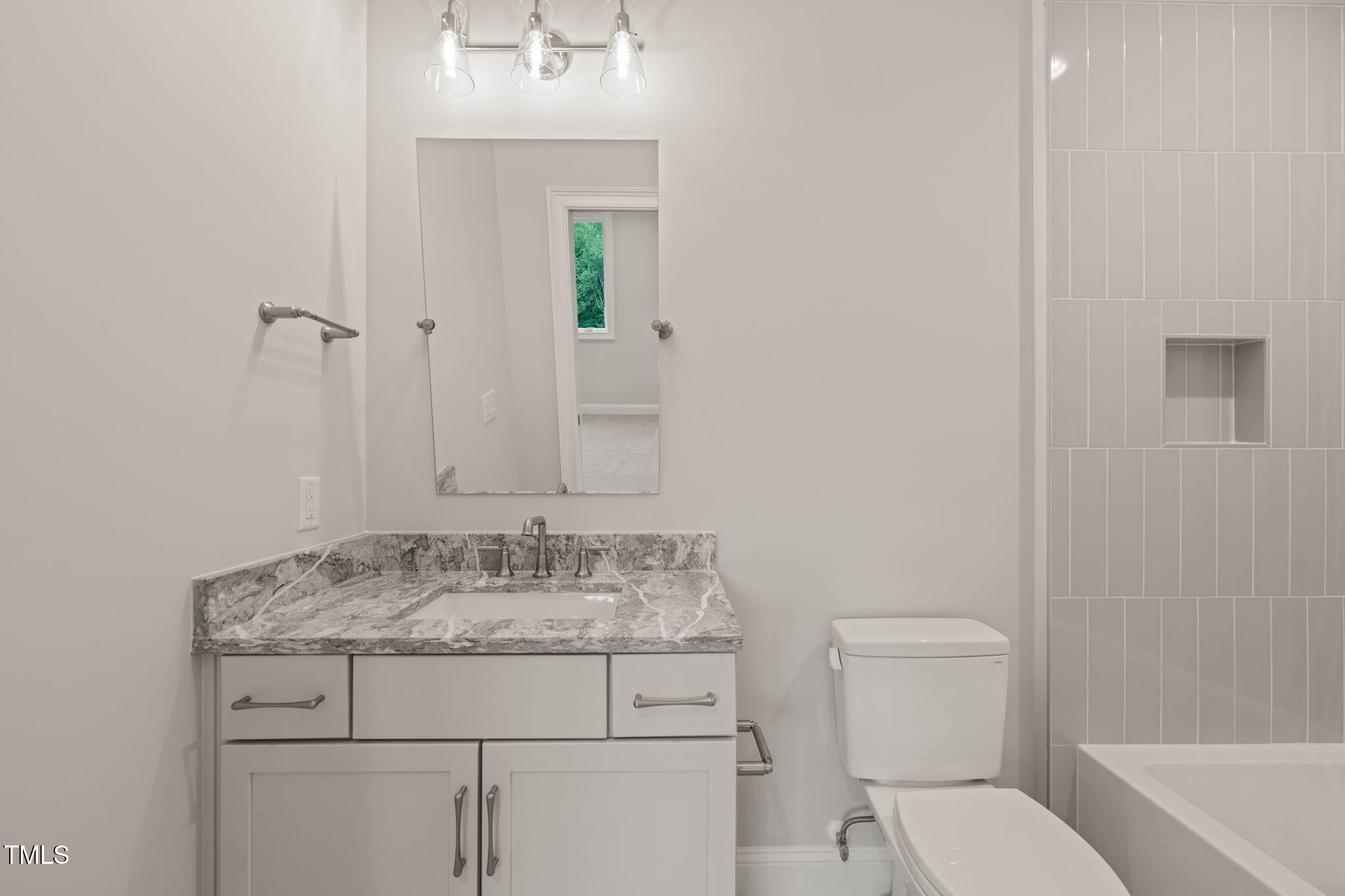 9004 Meadow Pointe Court