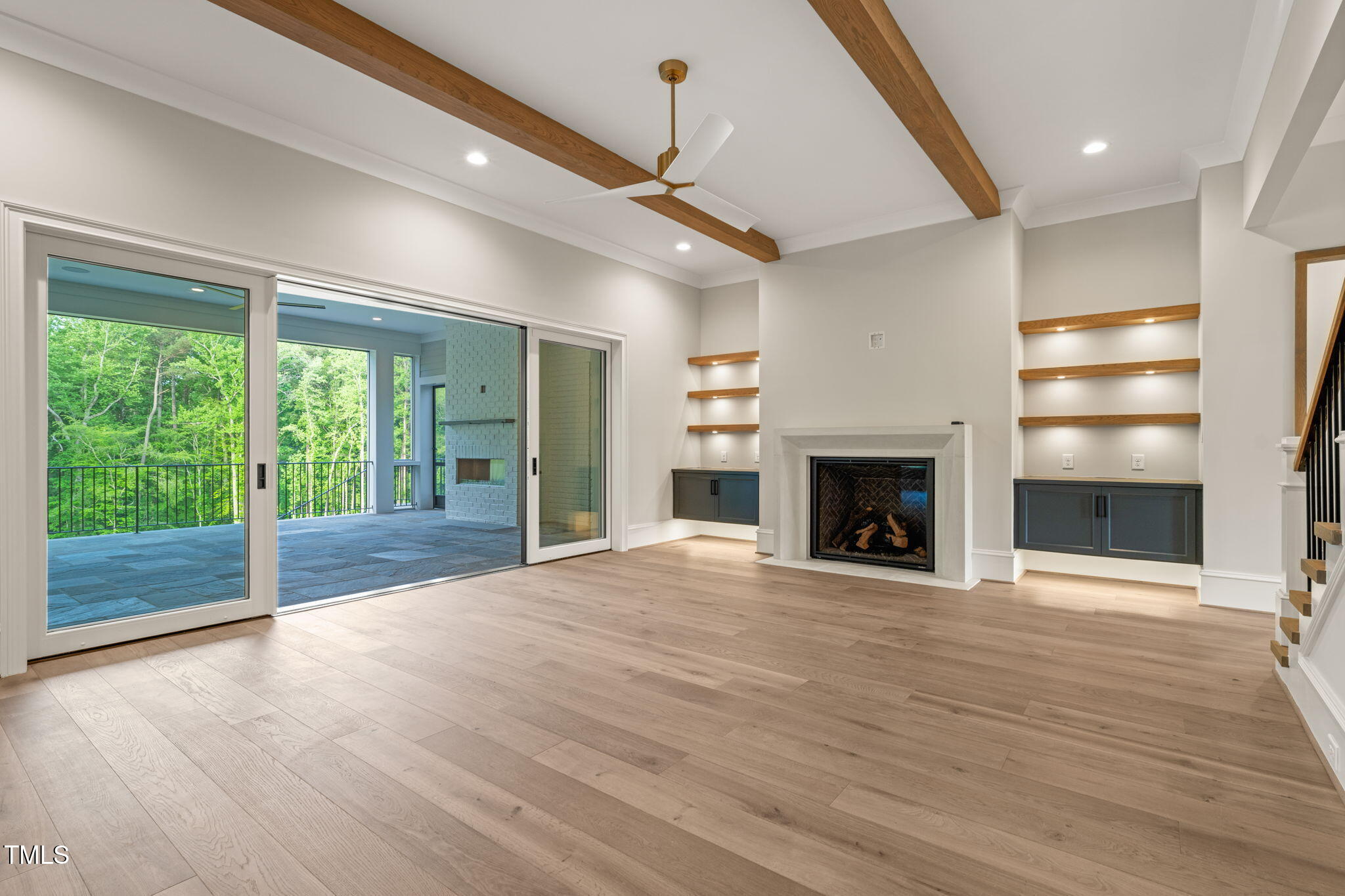 9004 Meadow Pointe Court