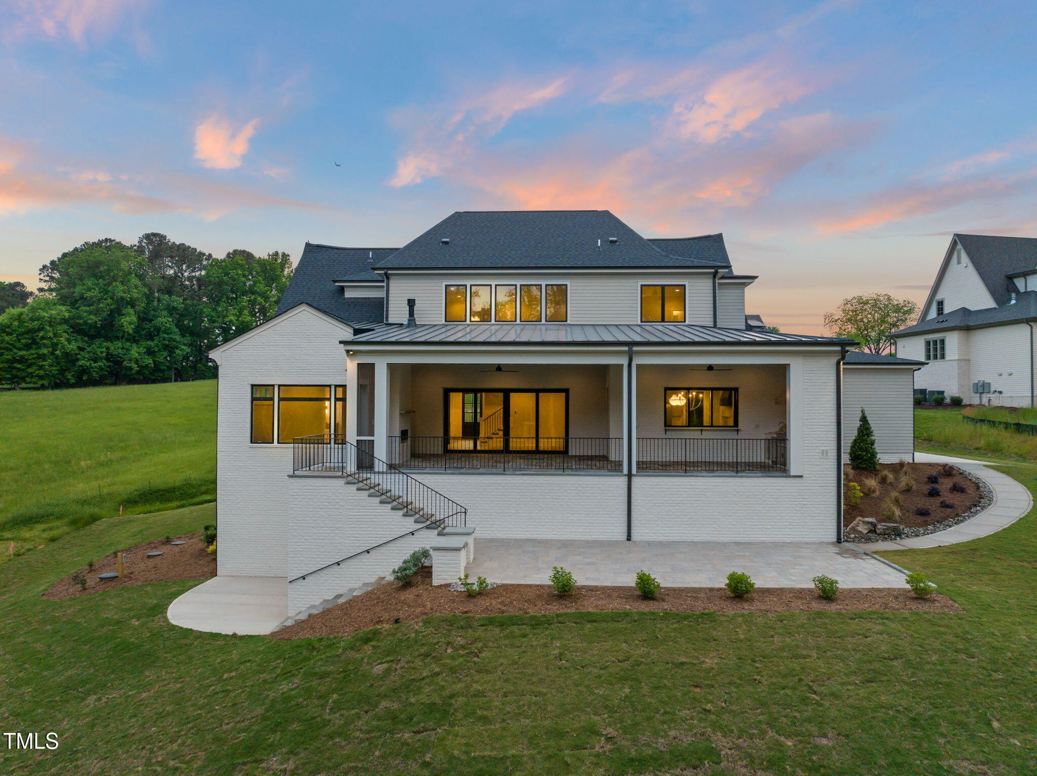 9004 Meadow Pointe Court