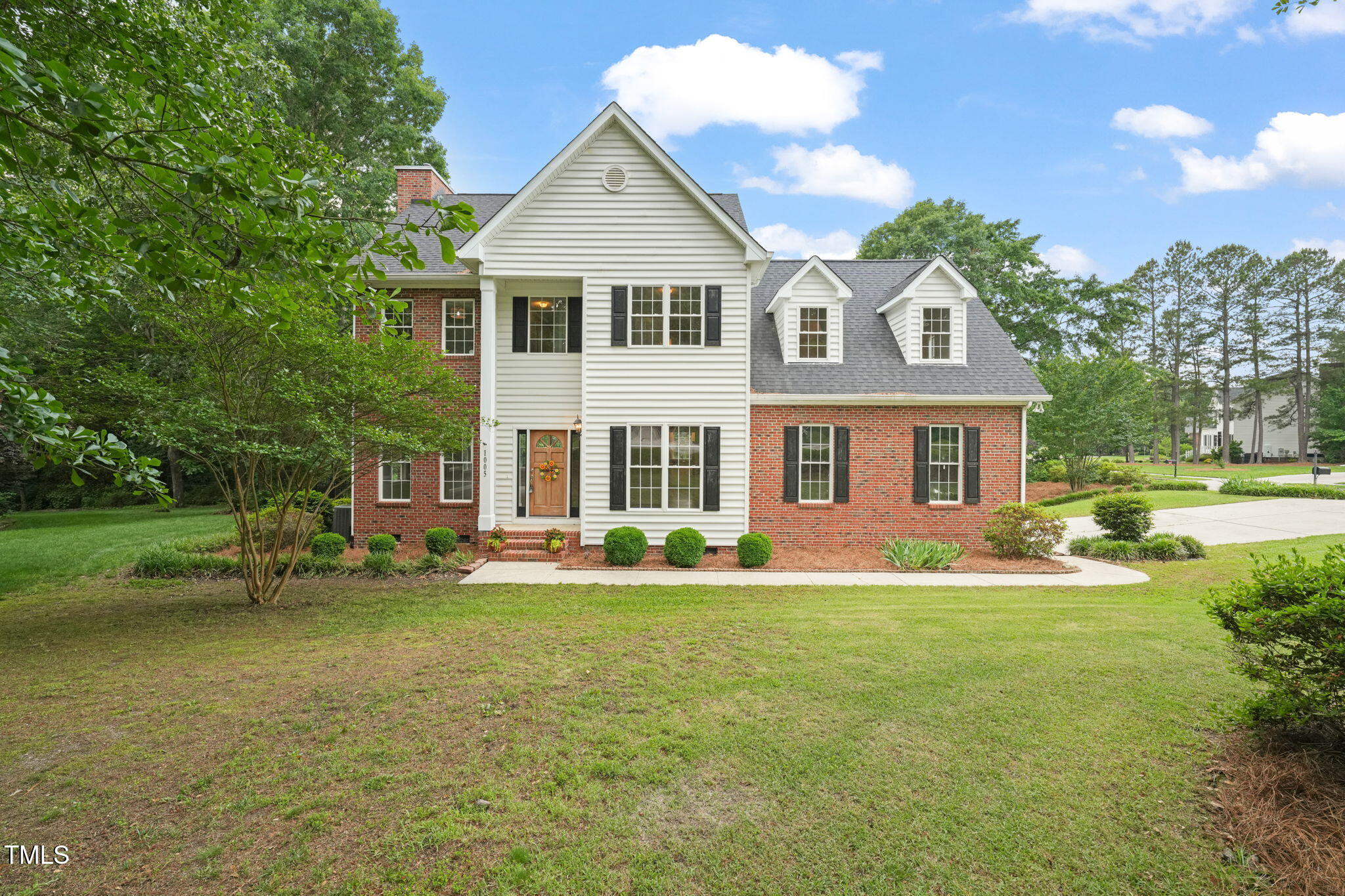 1005 Barmkin Place