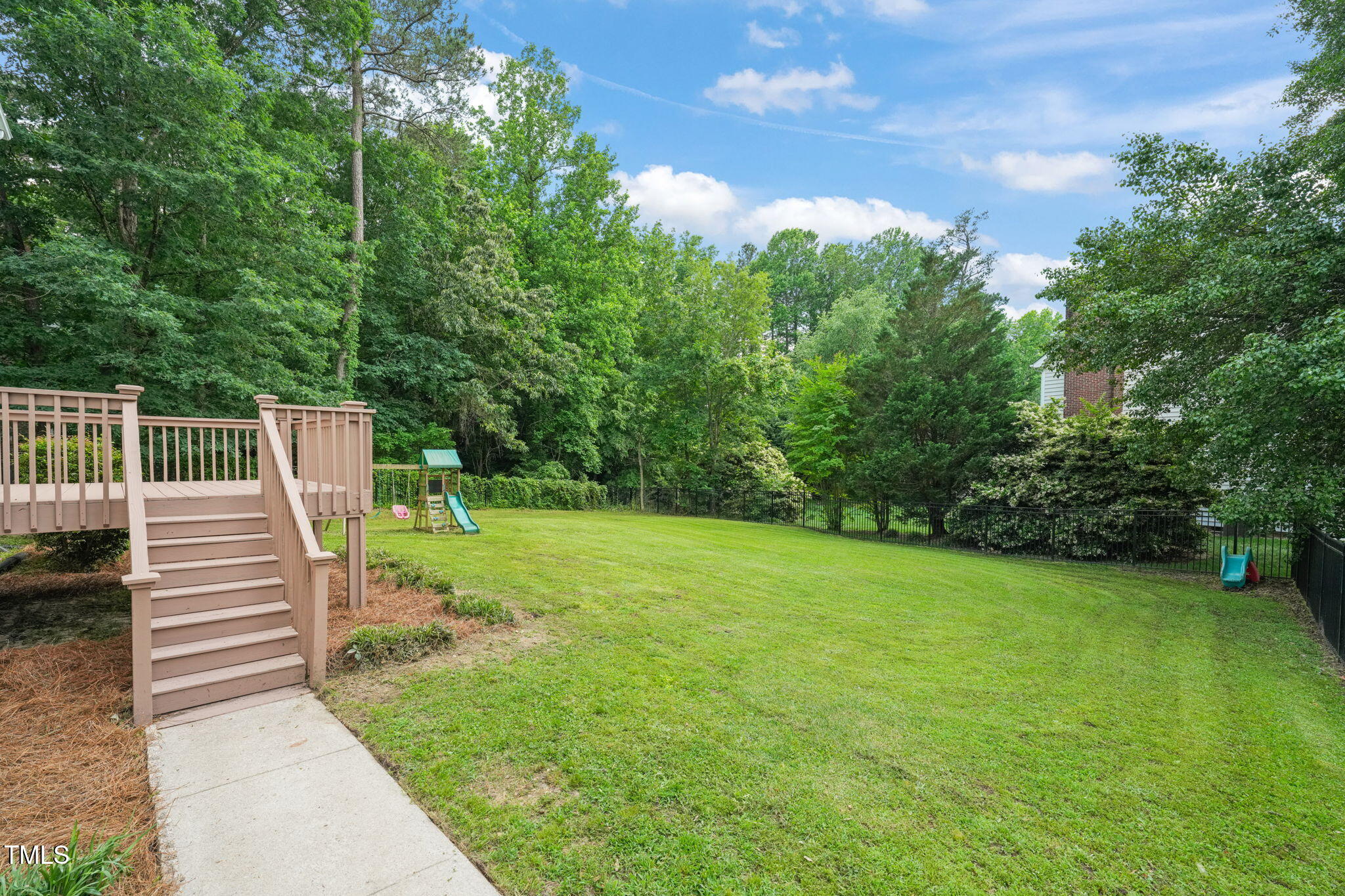 1005 Barmkin Place