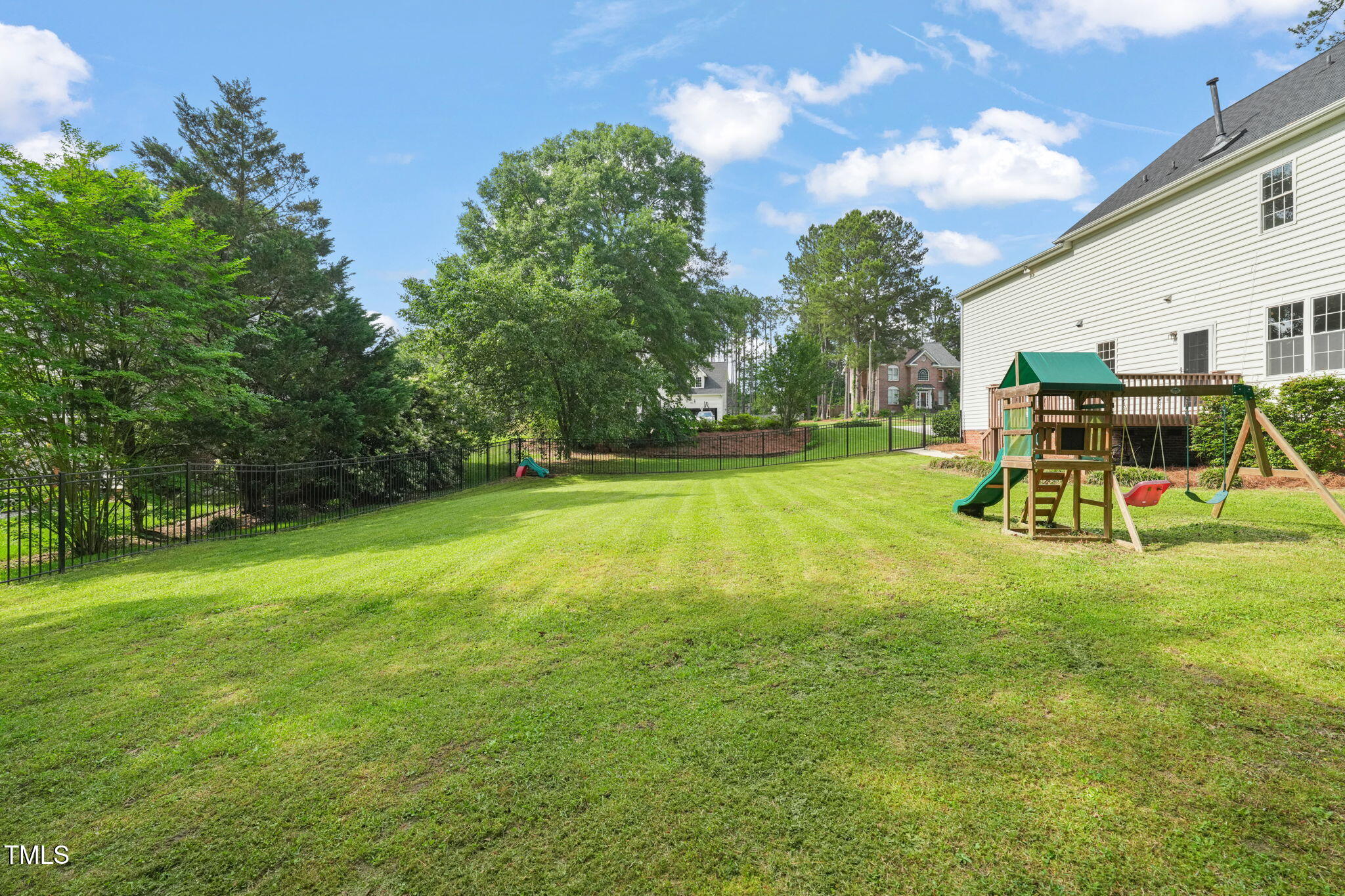1005 Barmkin Place